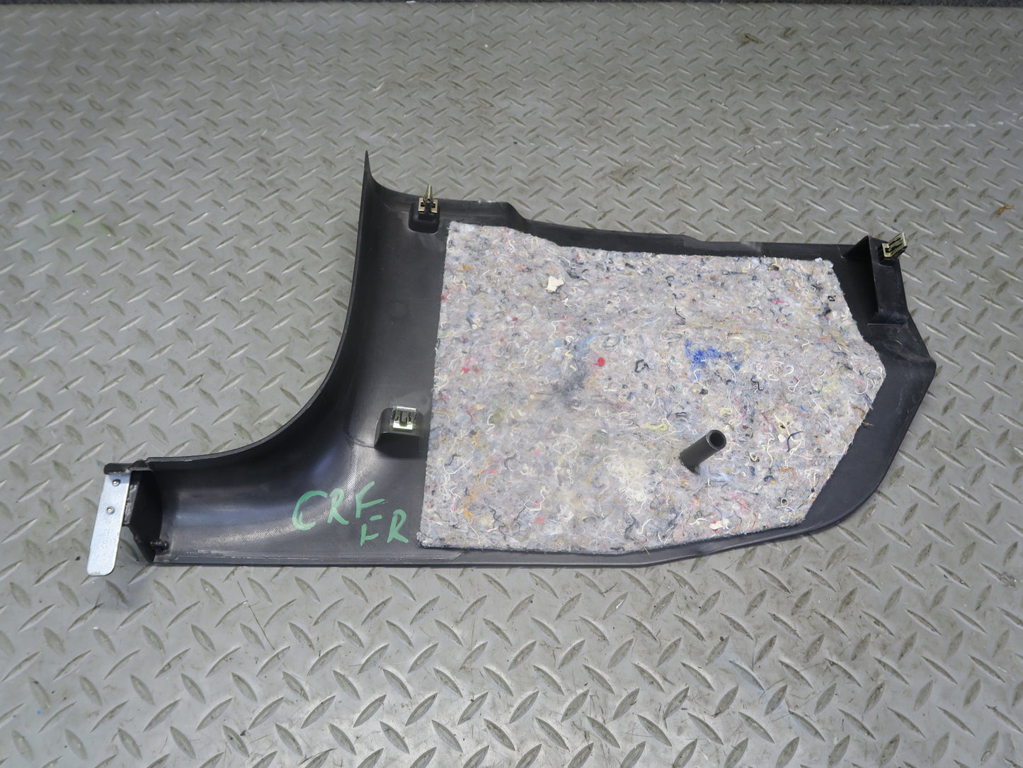 03-06 Chevrolet SSR Set of 2 Front Left & Right Kick Trim Panel Black OEM