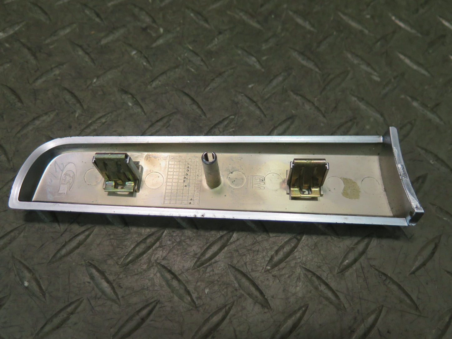 03-06 Chevrolet SSR Dashboard Dash Panel Left Trim Cover OEM