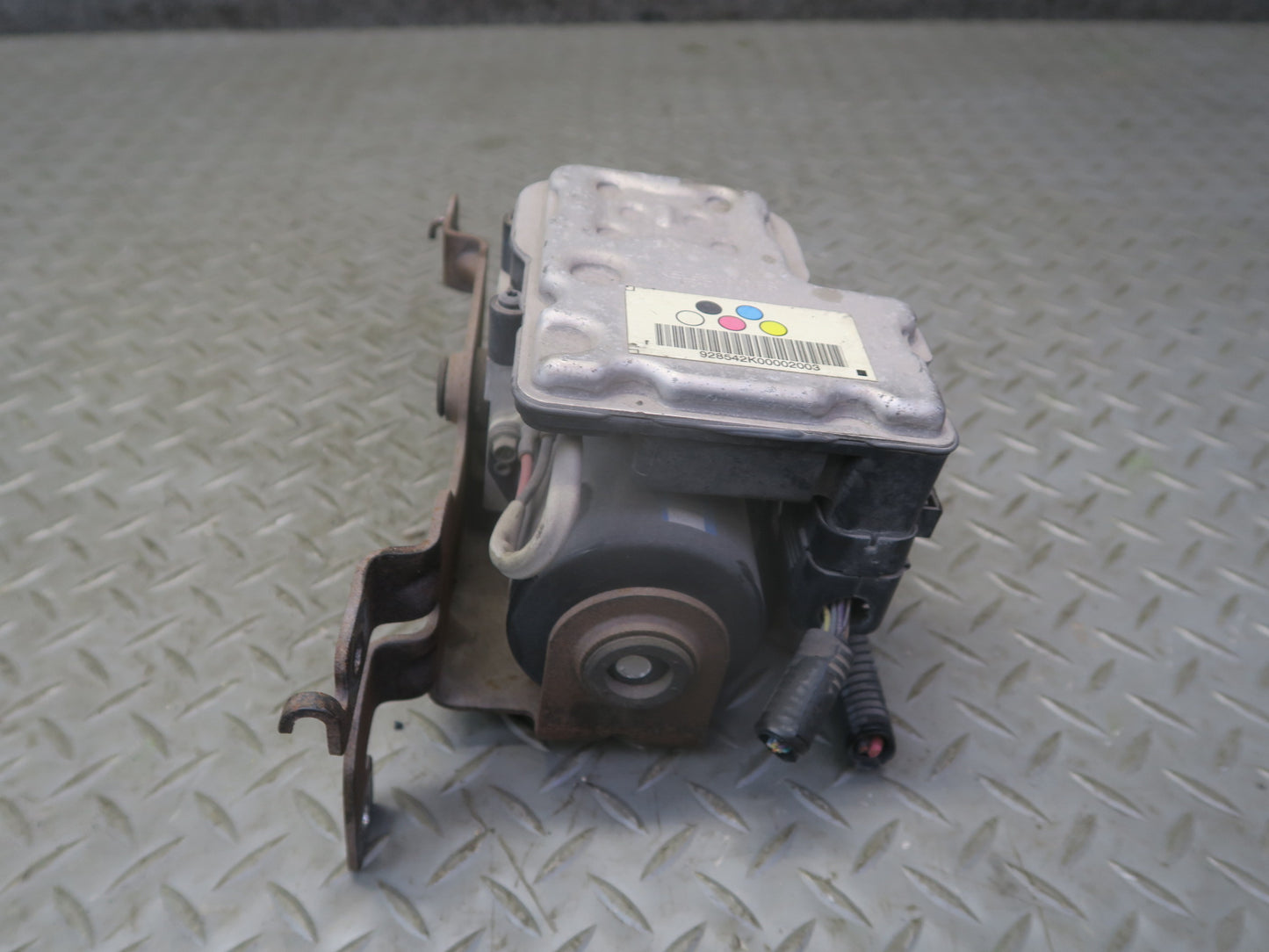 03-04 Chevrolet SSR A/T Anti Lock ABS Brake Pump Module w Bracket 13451136 OEM