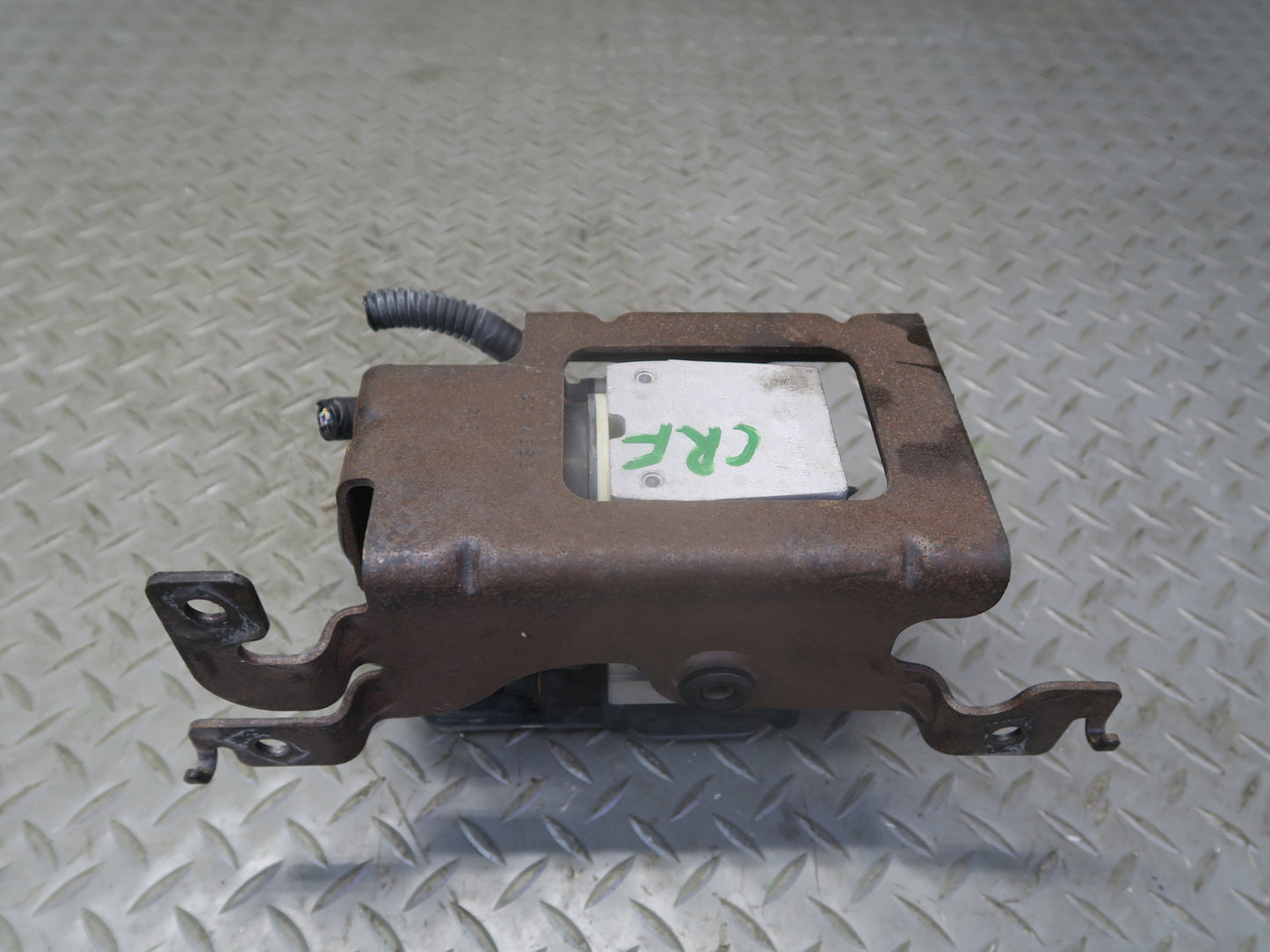 03-04 Chevrolet SSR A/T Anti Lock ABS Brake Pump Module w Bracket 13451136 OEM