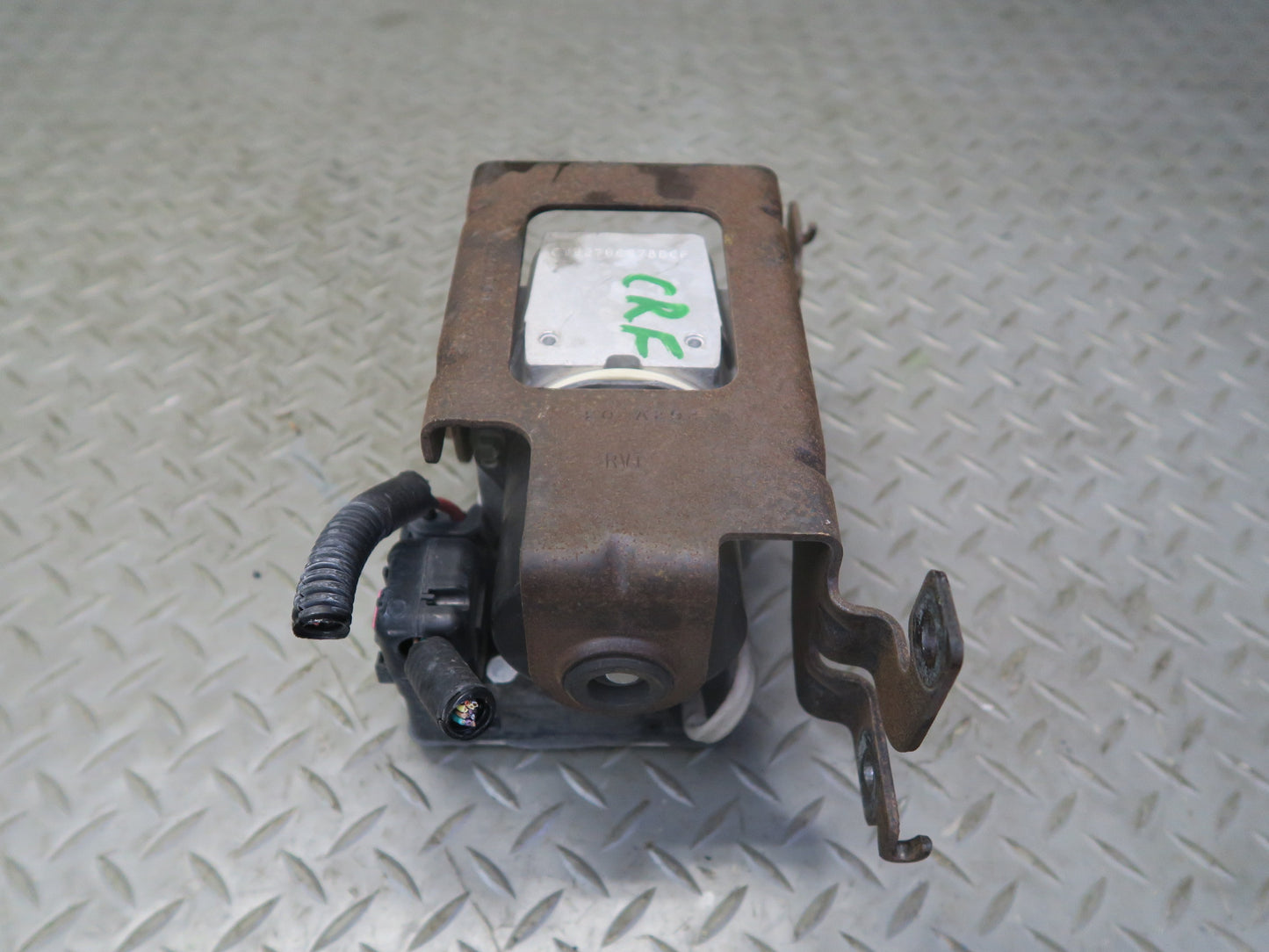 03-04 Chevrolet SSR A/T Anti Lock ABS Brake Pump Module w Bracket 13451136 OEM