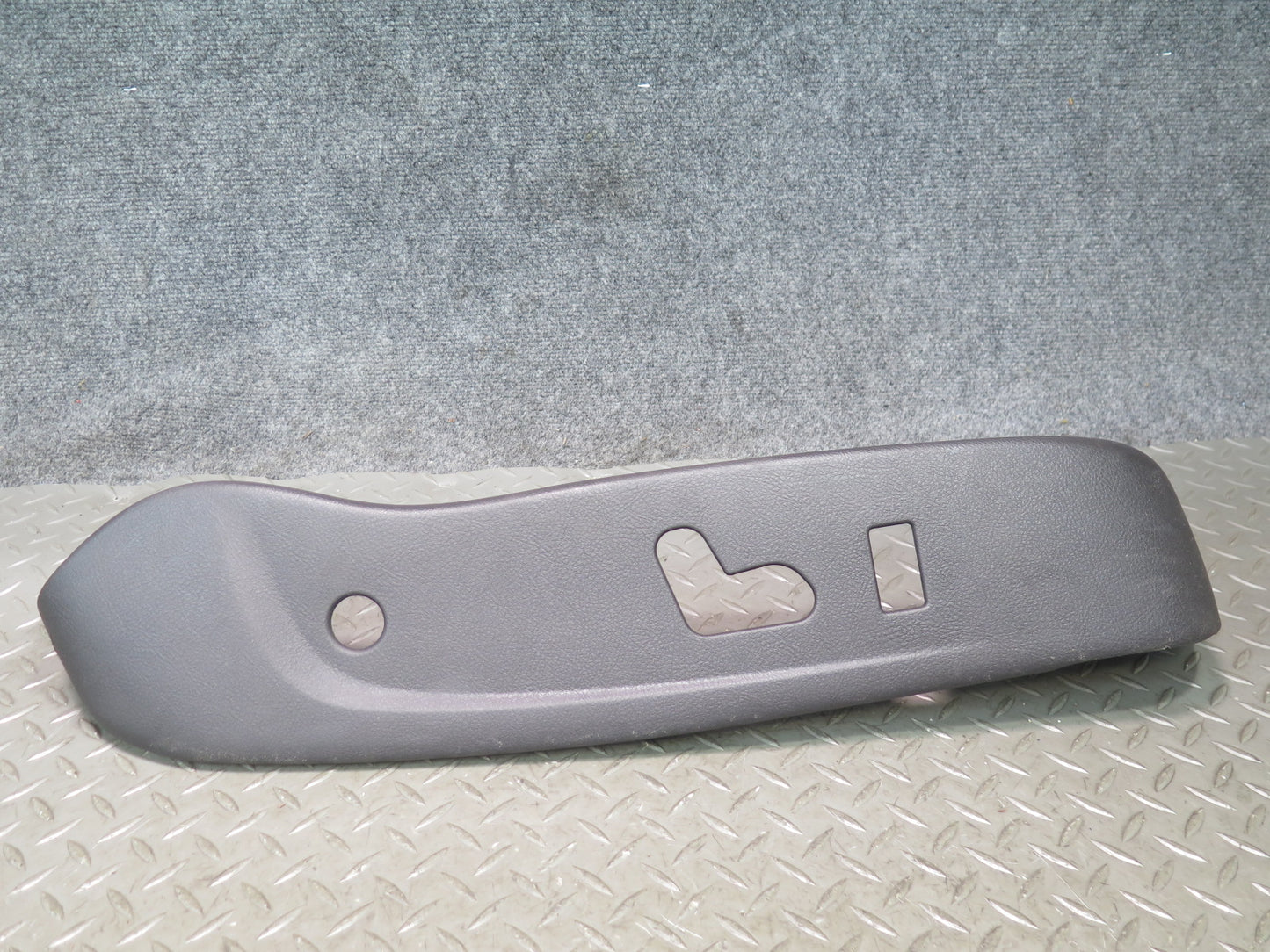 03-06 Chevrolet SSR Set of 2 Front Right Seat Trim Cover Panel Black OEM