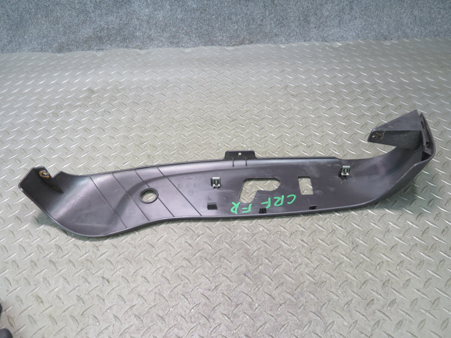 03-06 Chevrolet SSR Set of 2 Front Right Seat Trim Cover Panel Black OEM