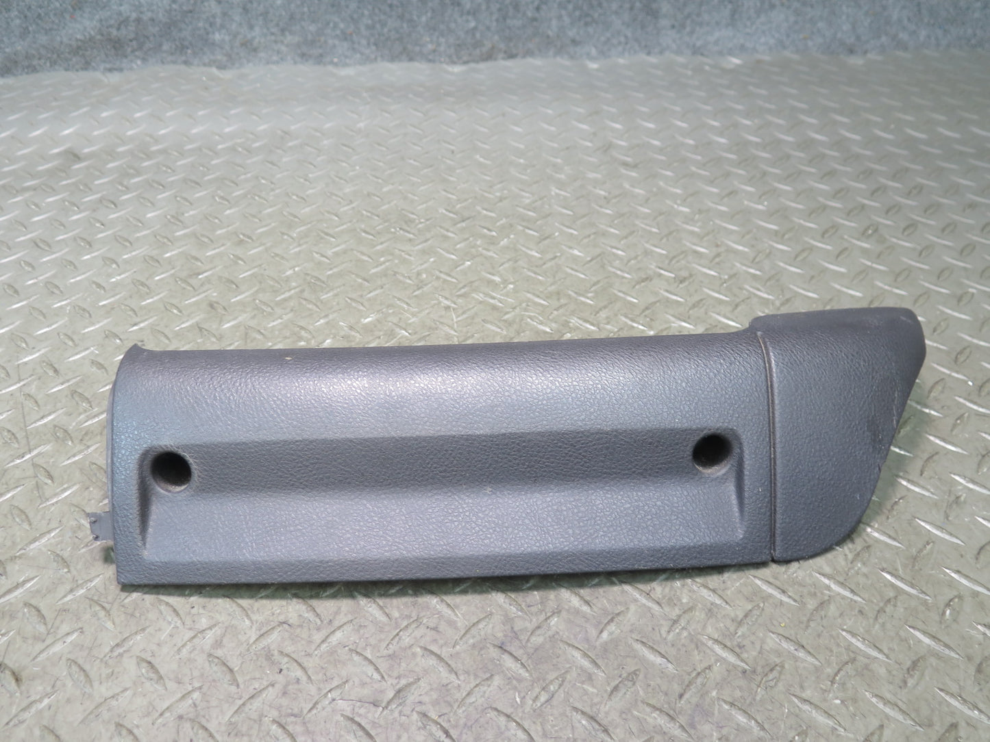 03-06 Chevrolet SSR Set of 2 Front Right Seat Trim Cover Panel Black OEM