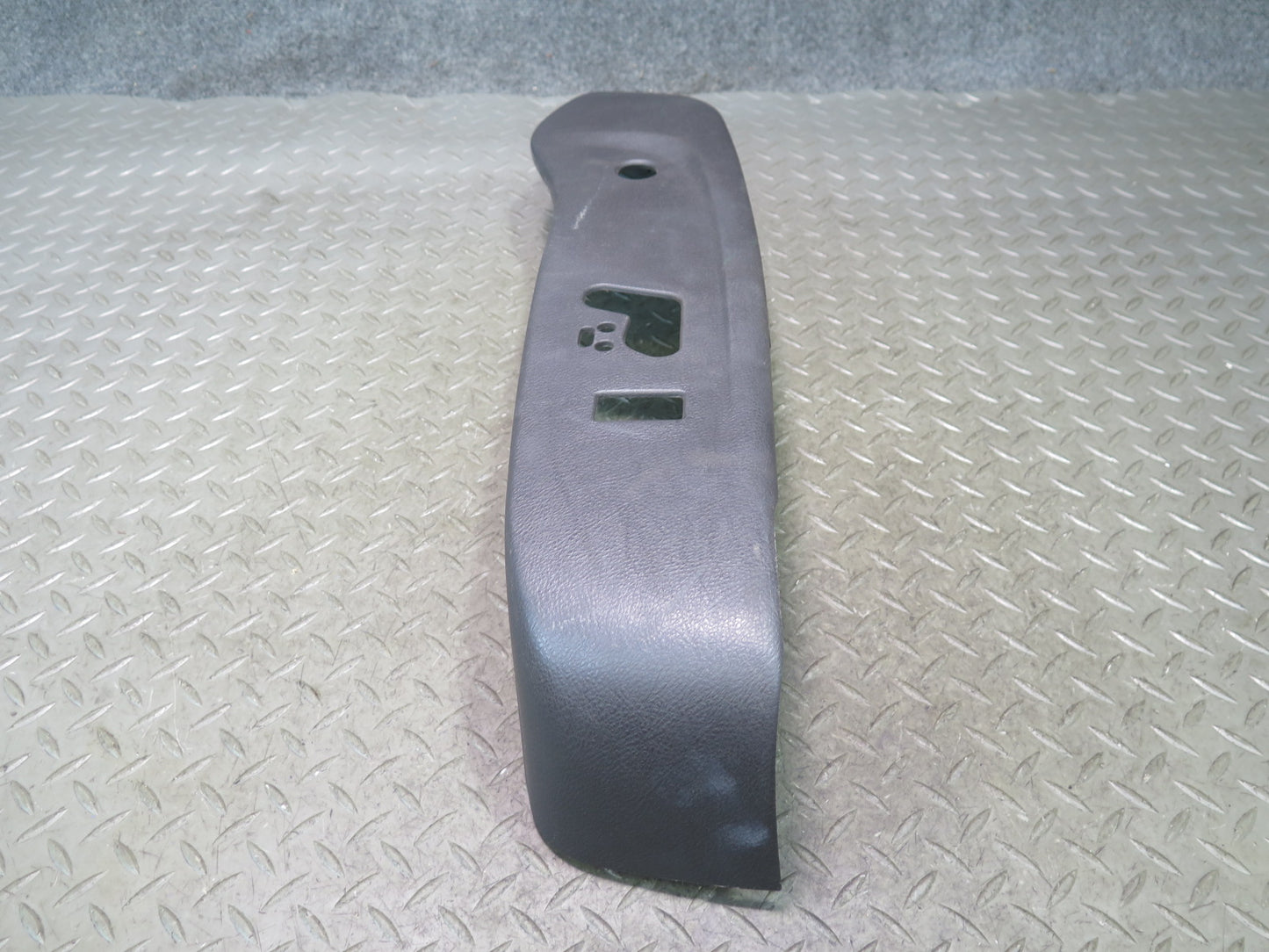 03-06 Chevrolet SSR Set of 2 Front Left Seat Trim Cover Panel Black OEM
