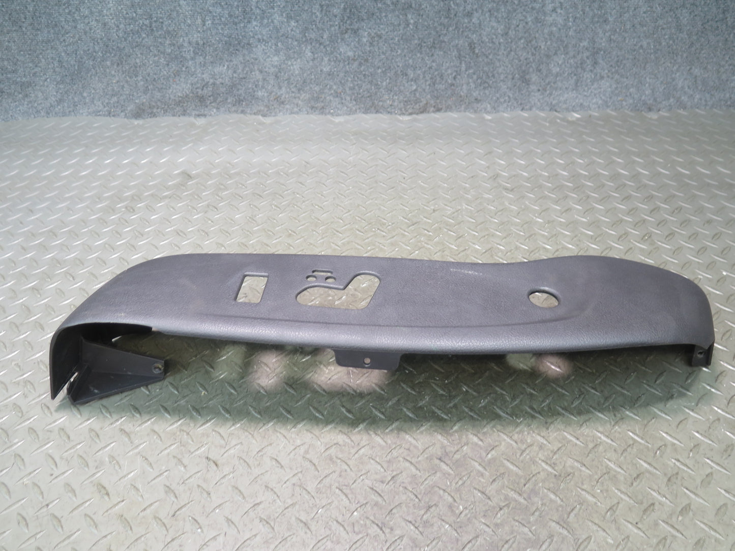 03-06 Chevrolet SSR Set of 2 Front Left Seat Trim Cover Panel Black OEM