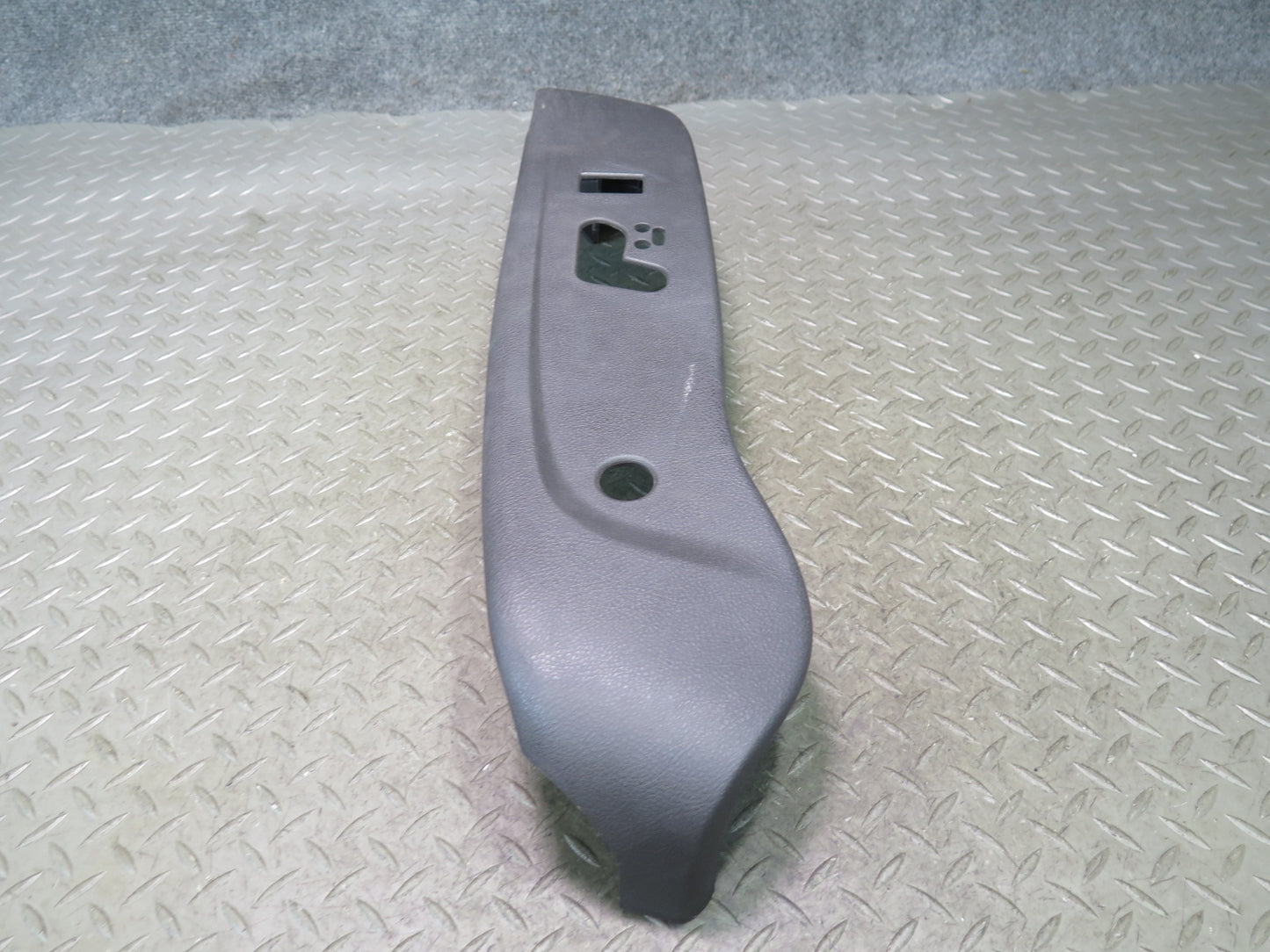 03-06 Chevrolet SSR Set of 2 Front Left Seat Trim Cover Panel Black OEM