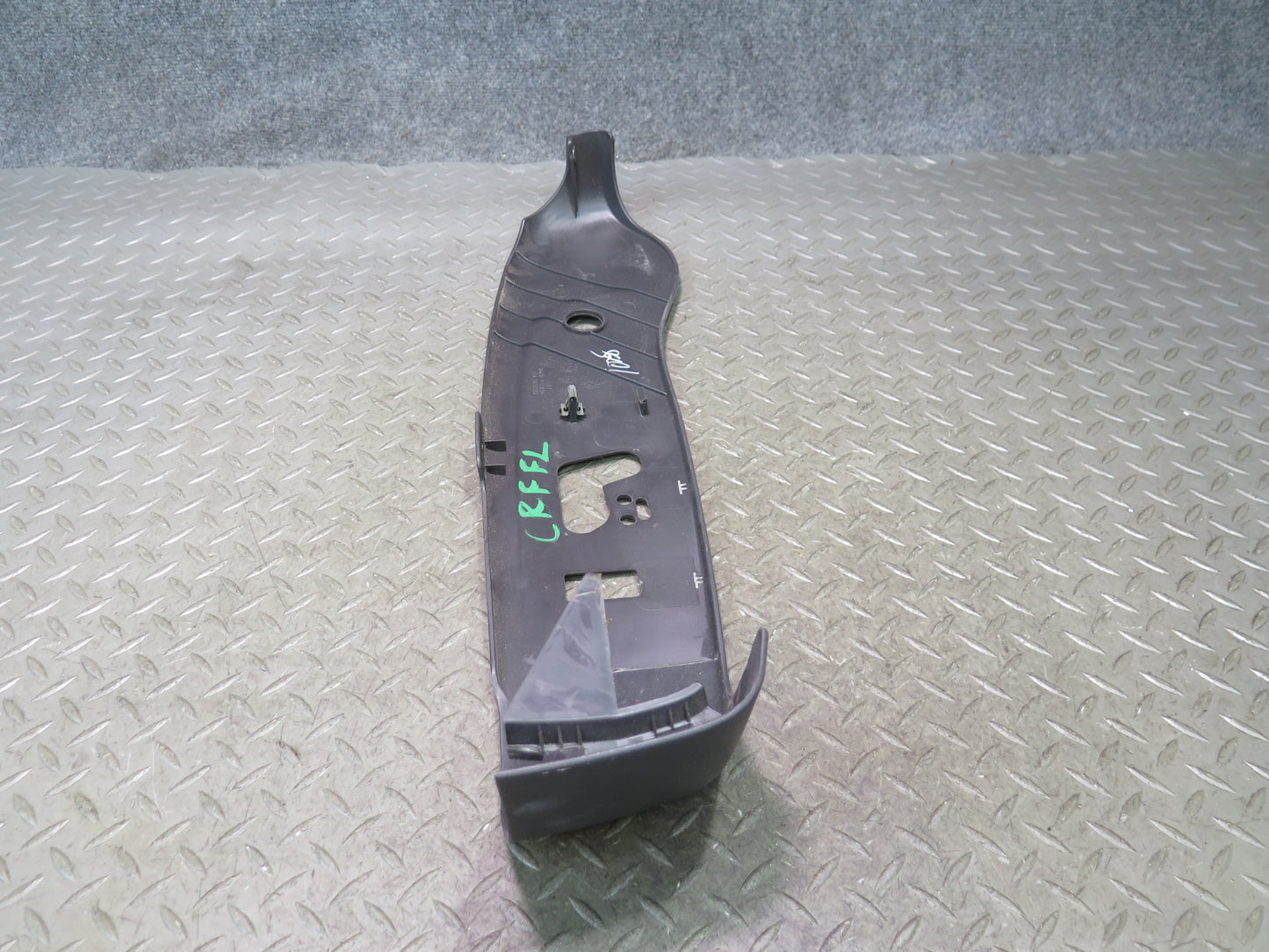 03-06 Chevrolet SSR Set of 2 Front Left Seat Trim Cover Panel Black OEM