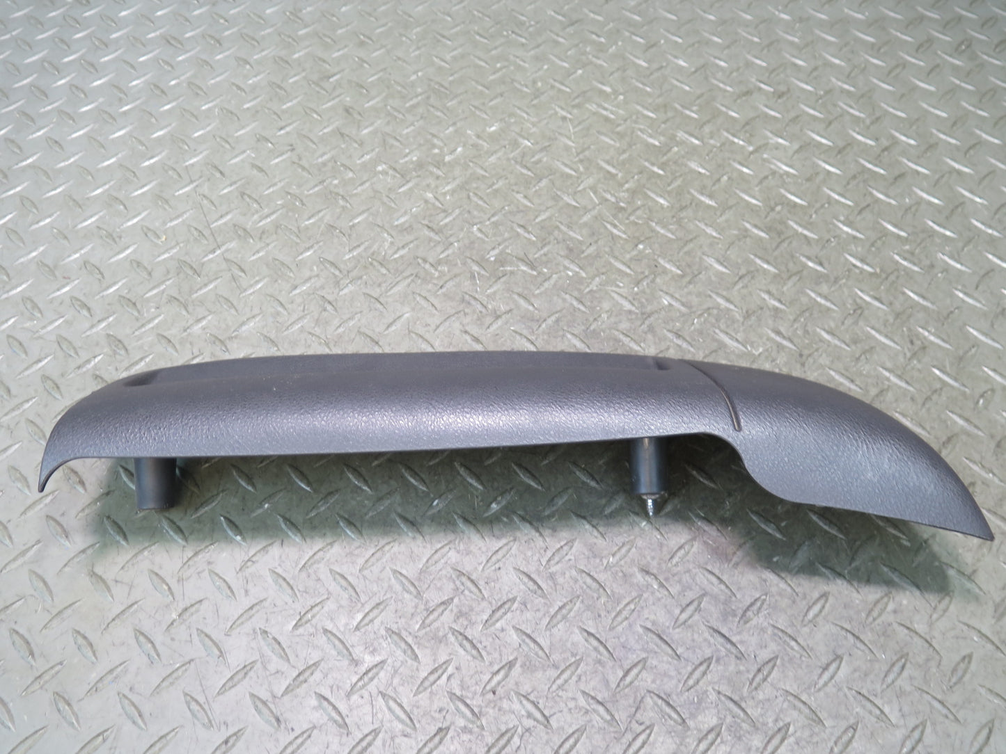 03-06 Chevrolet SSR Set of 2 Front Left Seat Trim Cover Panel Black OEM