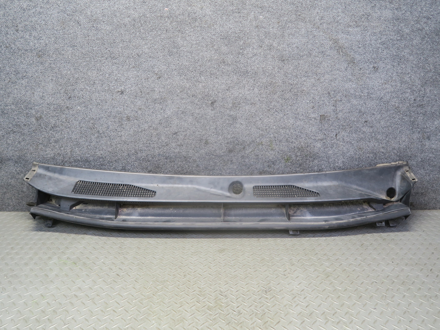 2010-2014 Lexus URJ150L GX460 Windshield Wiper Vent  Cowl Trim Panel 55784-60060