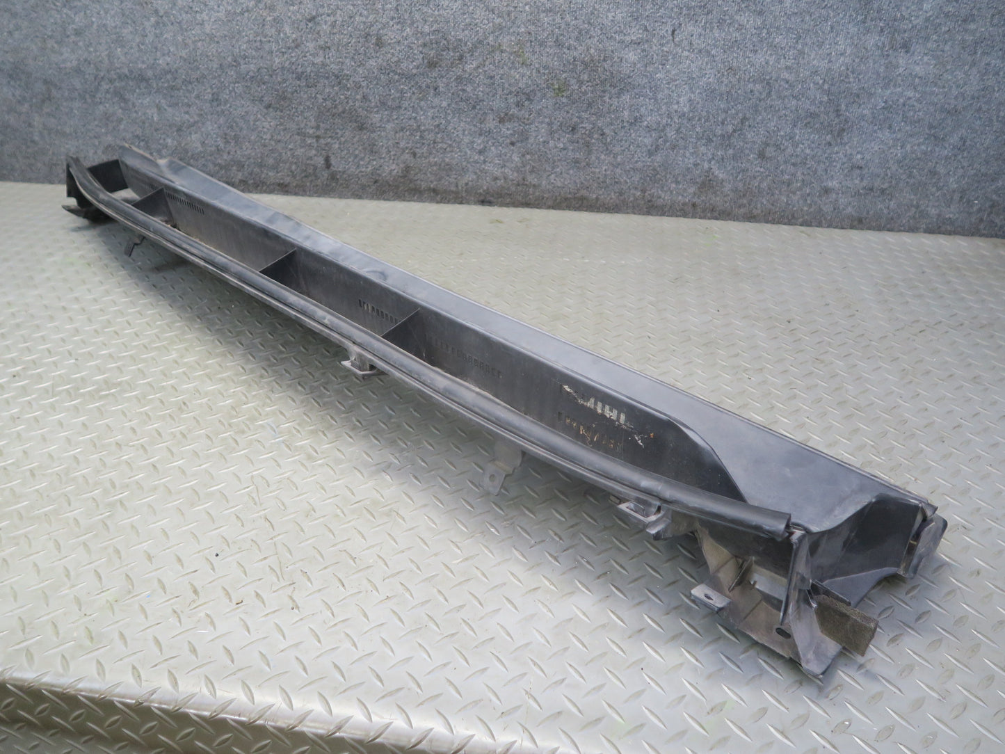 2010-2014 Lexus URJ150L GX460 Windshield Wiper Vent  Cowl Trim Panel 55784-60060