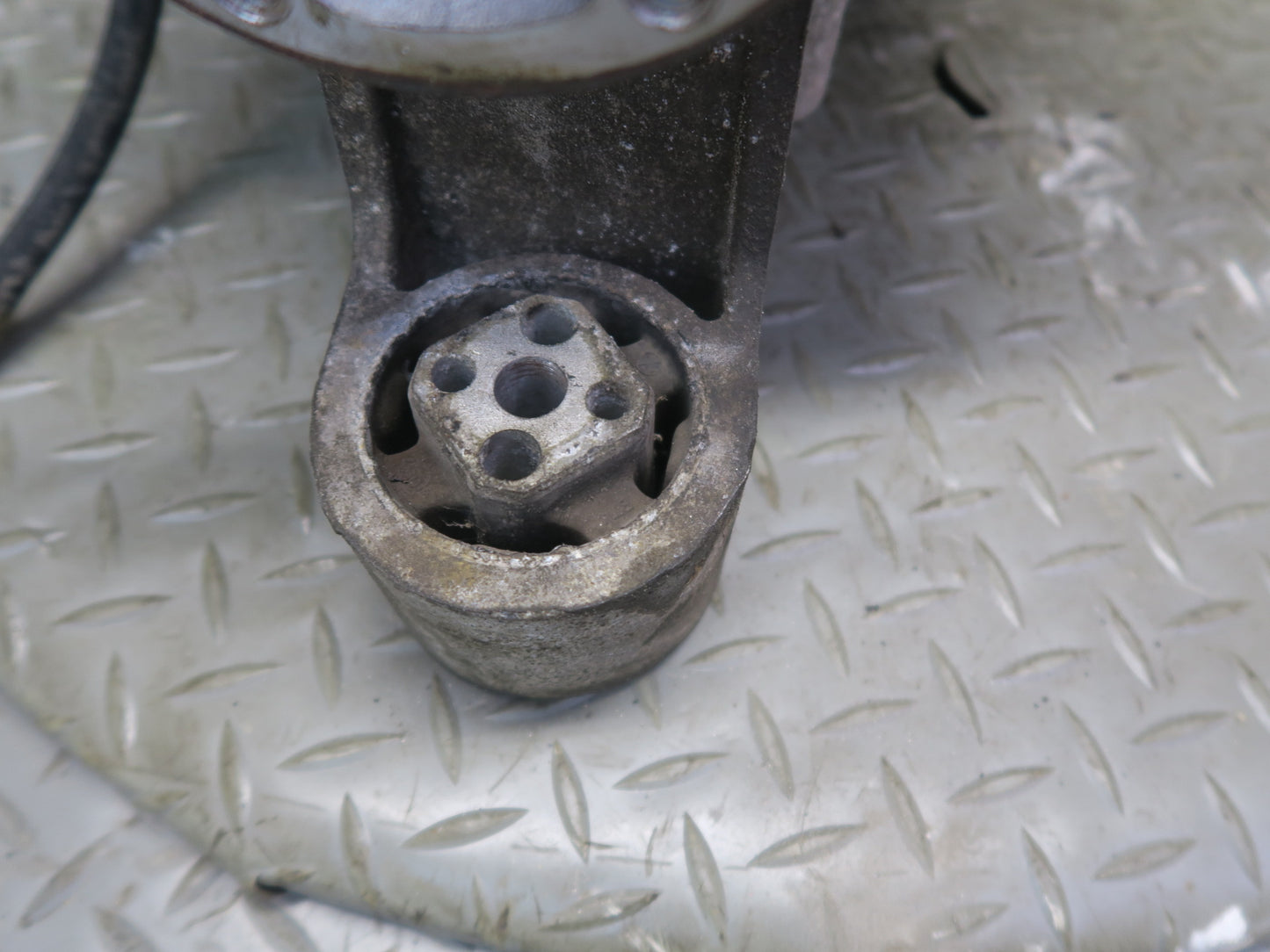 2008-2010 Porsche Cayenne 957 4.8L Turbo Rear Differential Carrier 3.27 Ratio