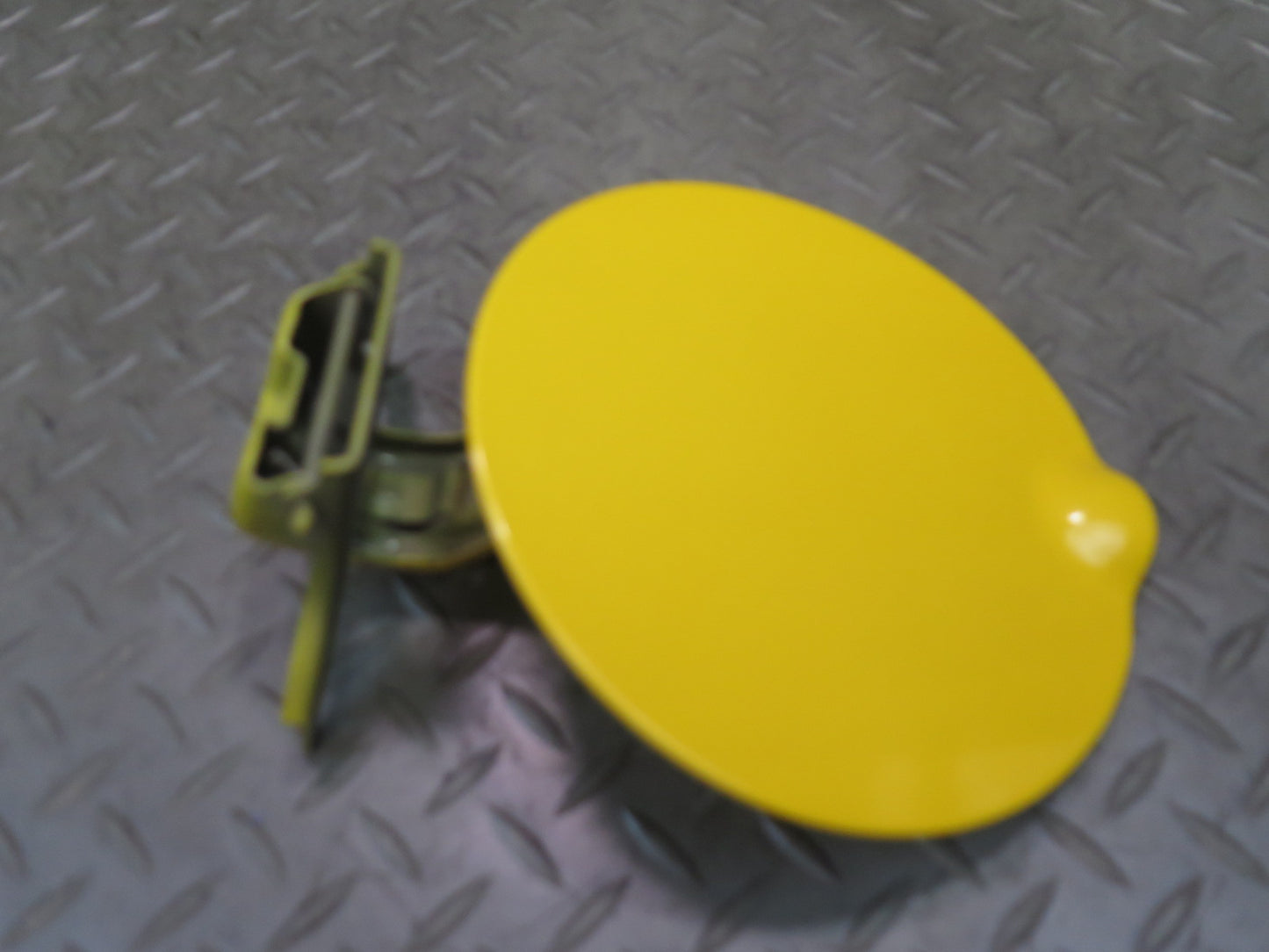 03-06 Chevrolet SSR  Fuel Tank Filler Door Lid Cover Yellow OEM