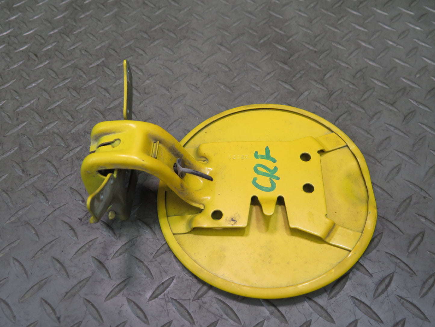 03-06 Chevrolet SSR  Fuel Tank Filler Door Lid Cover Yellow OEM