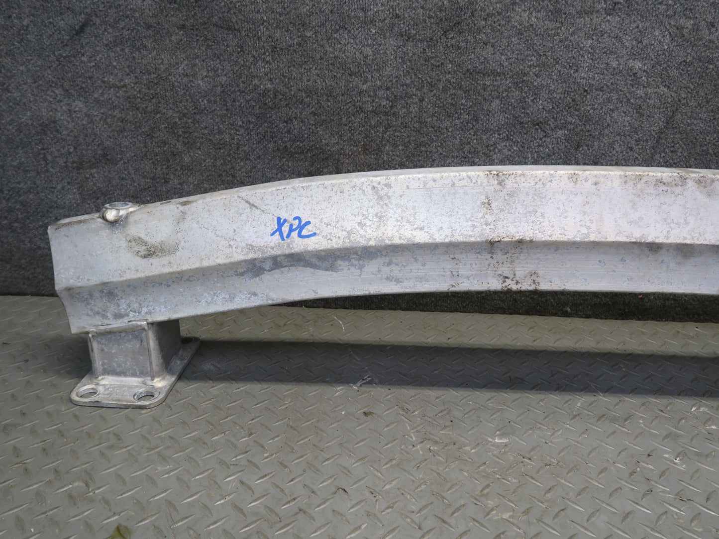 2008-2010 Porsche Cayenne 957 Rear Bumper Impact Reinforcement Bar