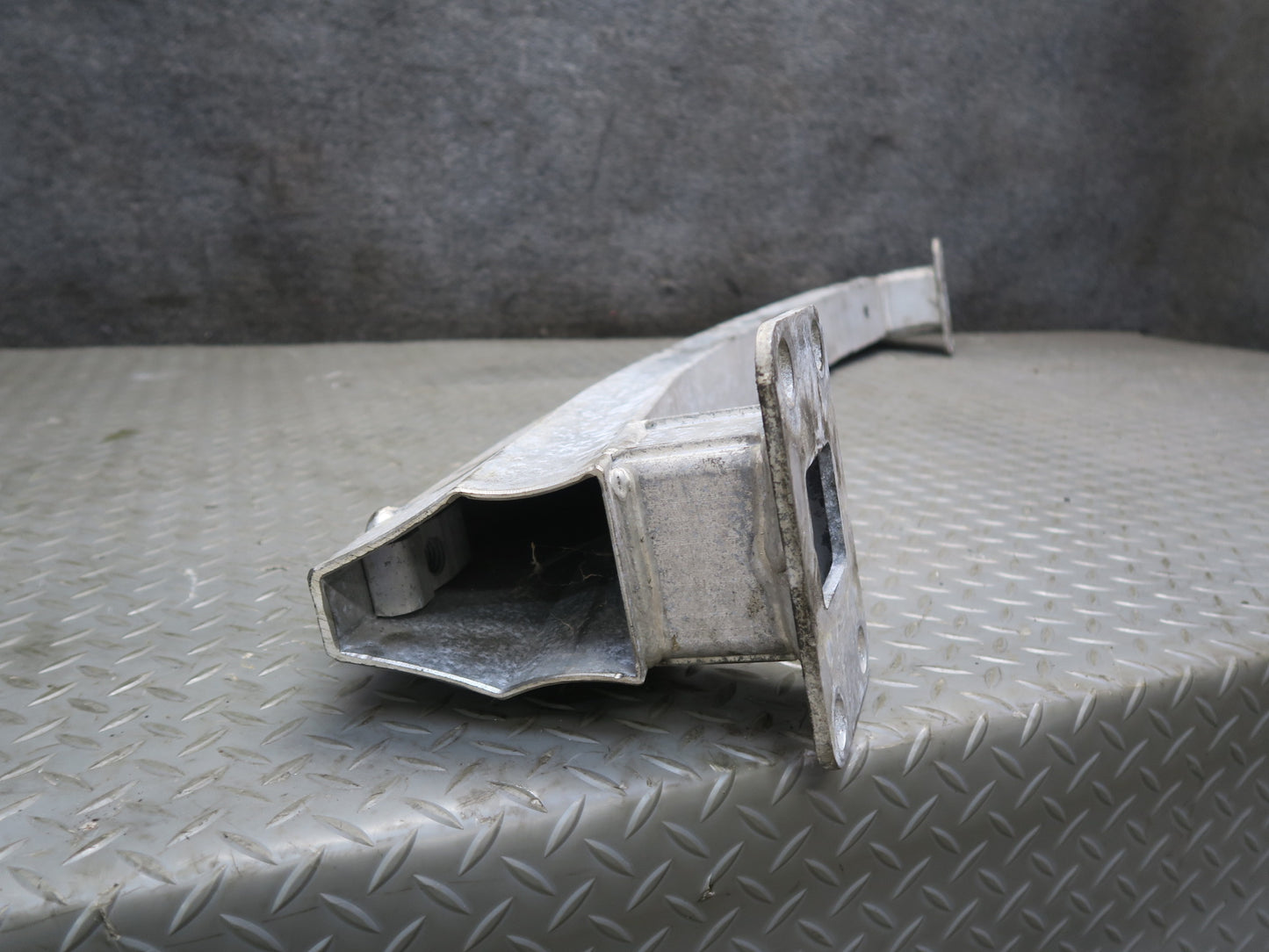 2008-2010 Porsche Cayenne 957 Rear Bumper Impact Reinforcement Bar