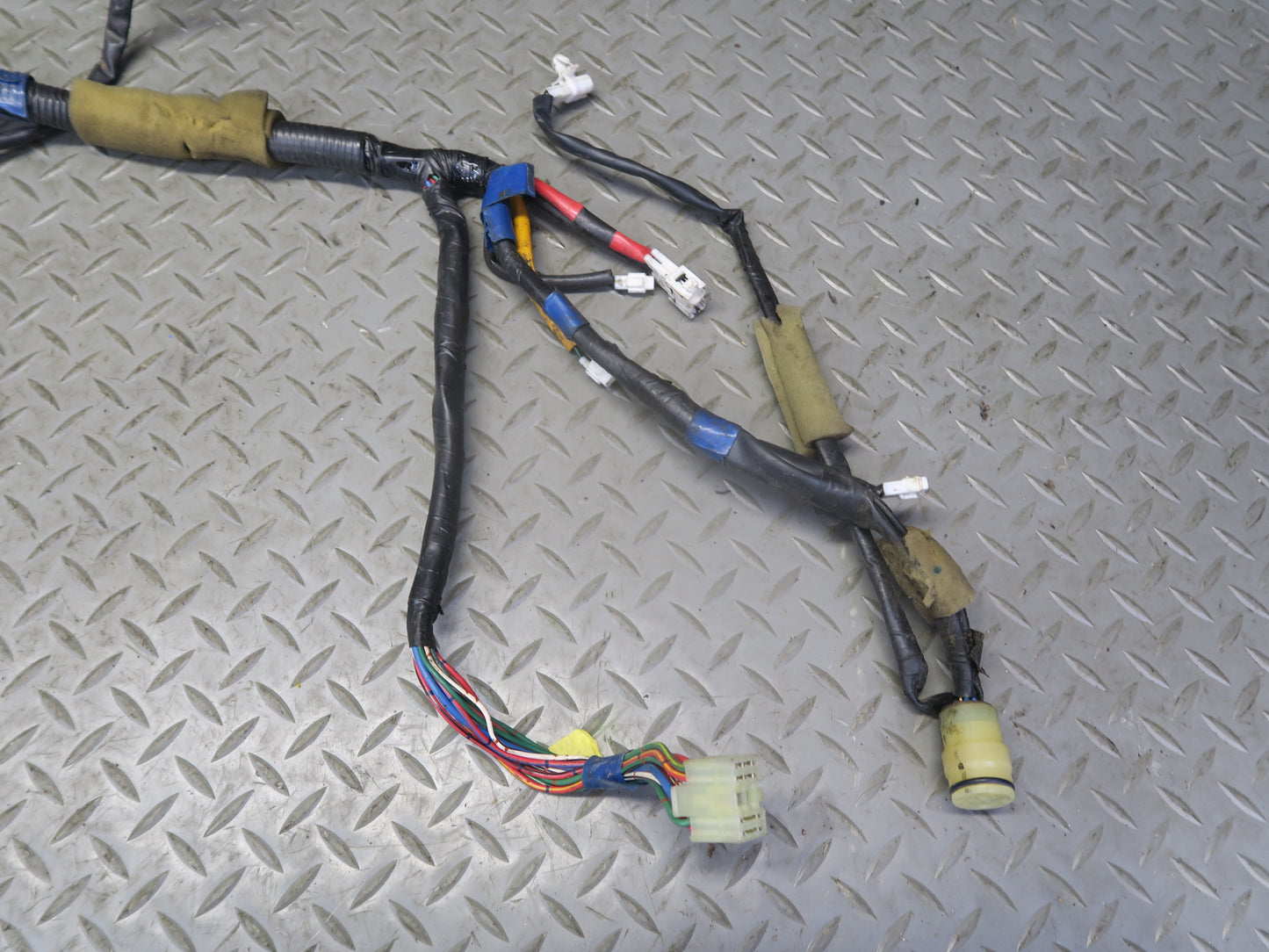 85-86 Toyota Cressida MX73 Sedan Front Left Door Wire Wiring Harness OEM