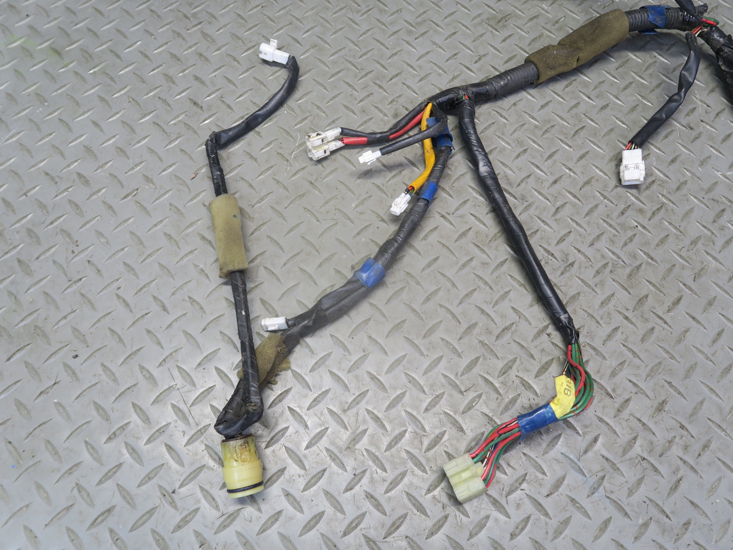 85-86 Toyota Cressida MX73 Sedan Front Left Door Wire Wiring Harness OEM