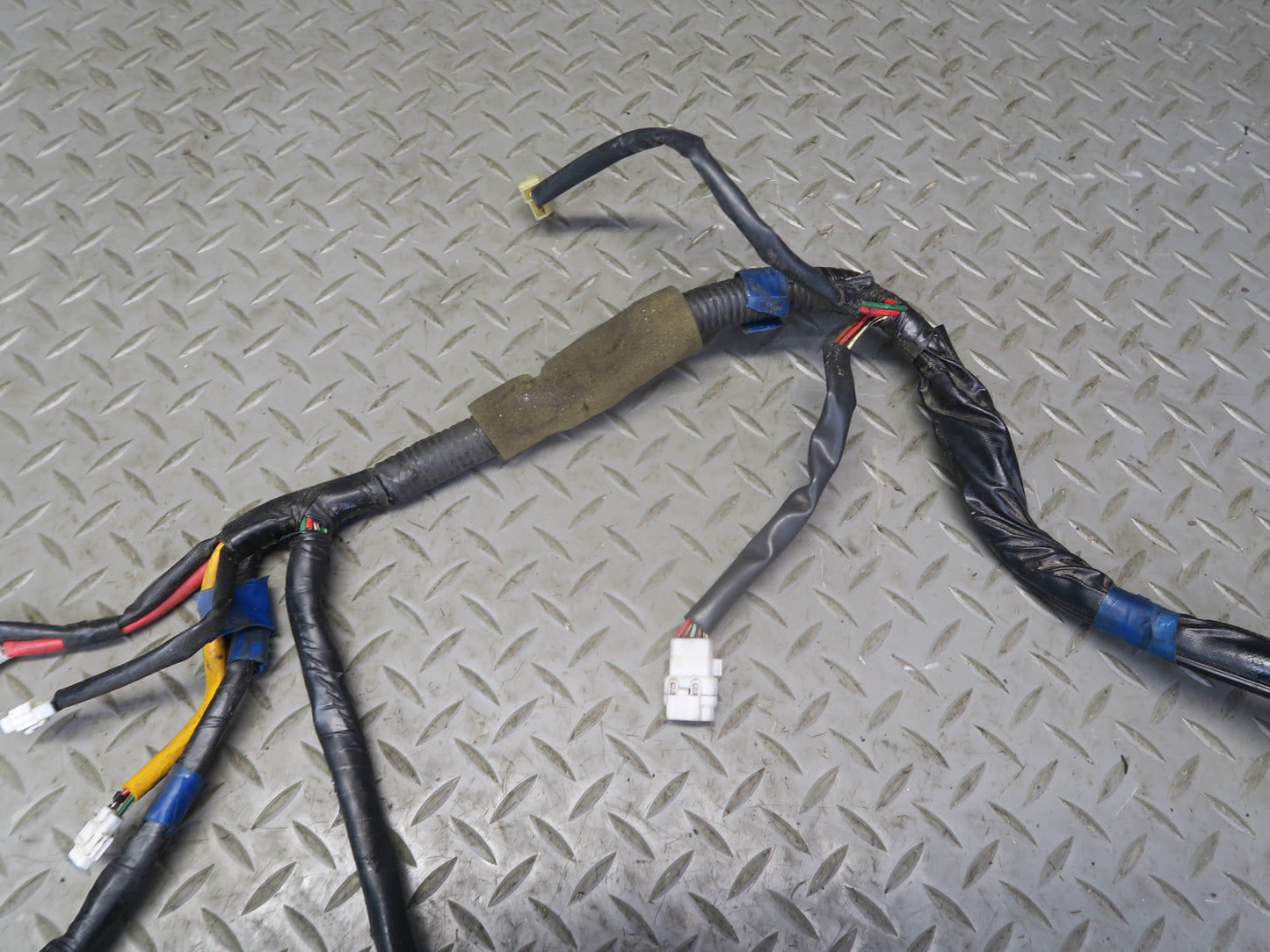 85-86 Toyota Cressida MX73 Sedan Front Left Door Wire Wiring Harness OEM