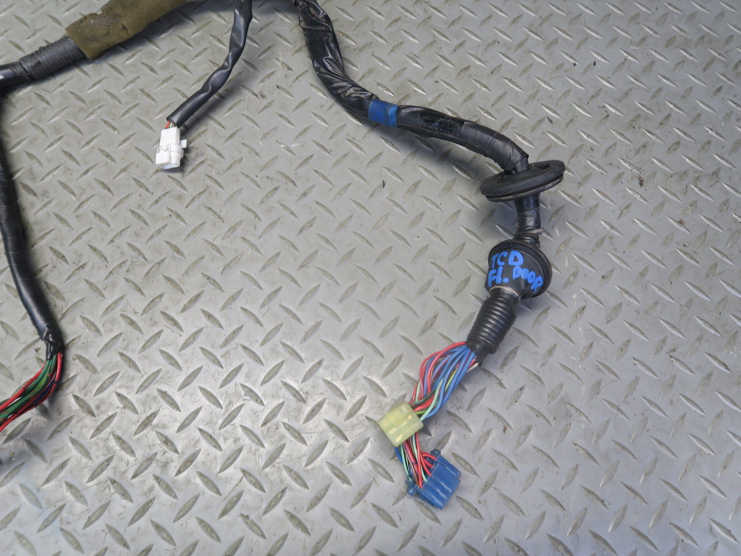 85-86 Toyota Cressida MX73 Sedan Front Left Door Wire Wiring Harness OEM