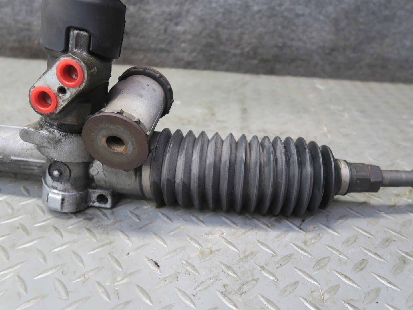 03-06 Chevrolet SSR Power Steering Gear Rack & Pinion 26068414 OEM