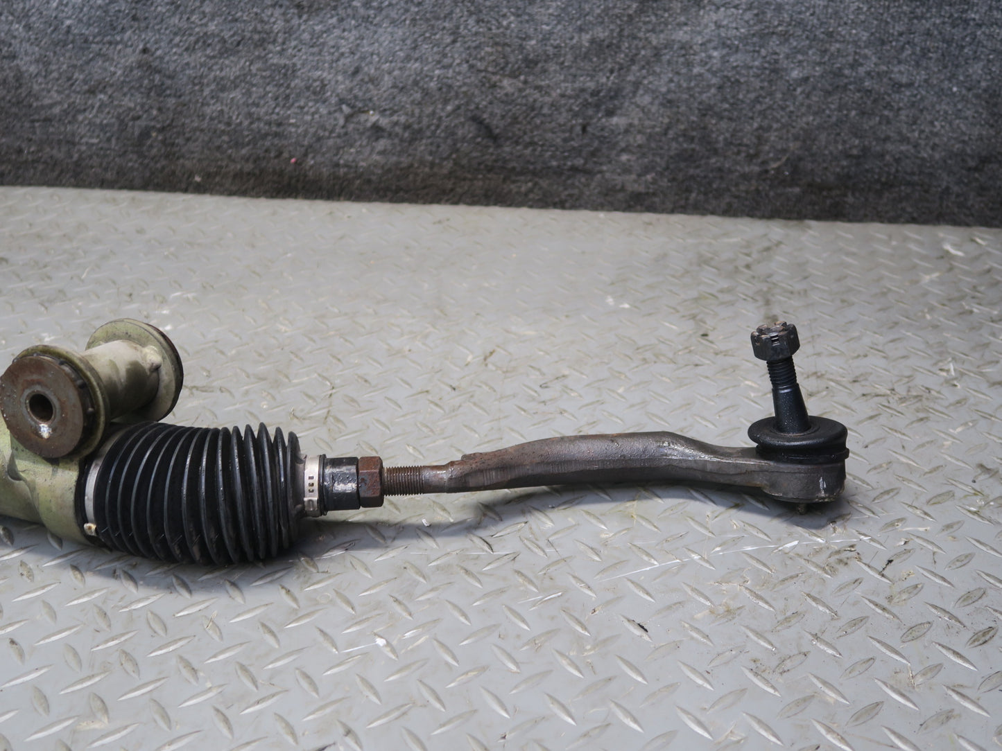 03-06 Chevrolet SSR Power Steering Gear Rack & Pinion 26068414 OEM