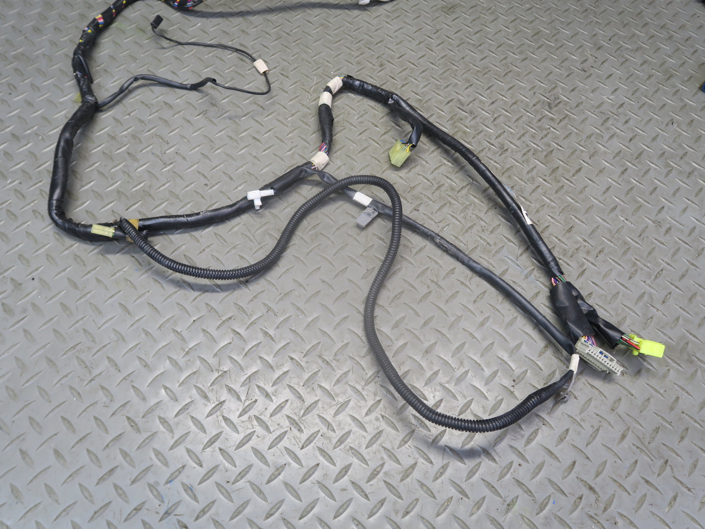 85-86 Toyota Cressida MX73 Sedan Interior Right Floor Wire Wiring Harness OEM