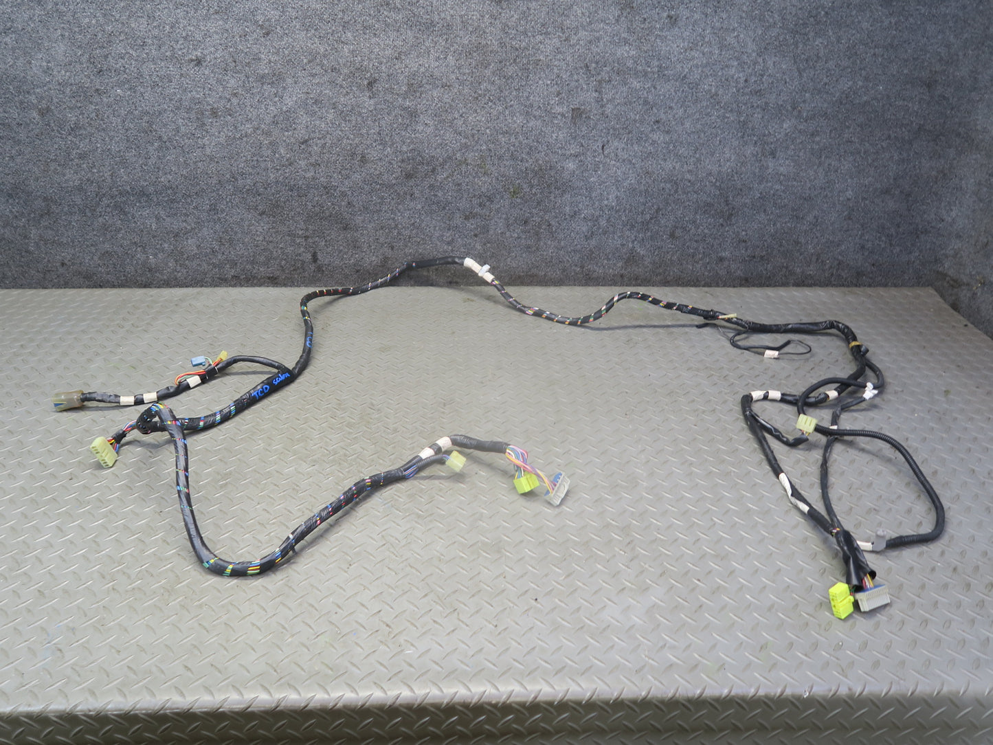 85-86 Toyota Cressida MX73 Sedan Interior Right Floor Wire Wiring Harness OEM