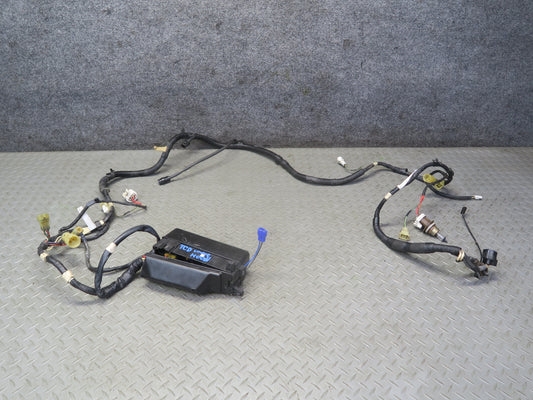 85-86 Toyota Cressida MX73 Sedan Underhood Wire Harness & Fuse Junction Box OEM