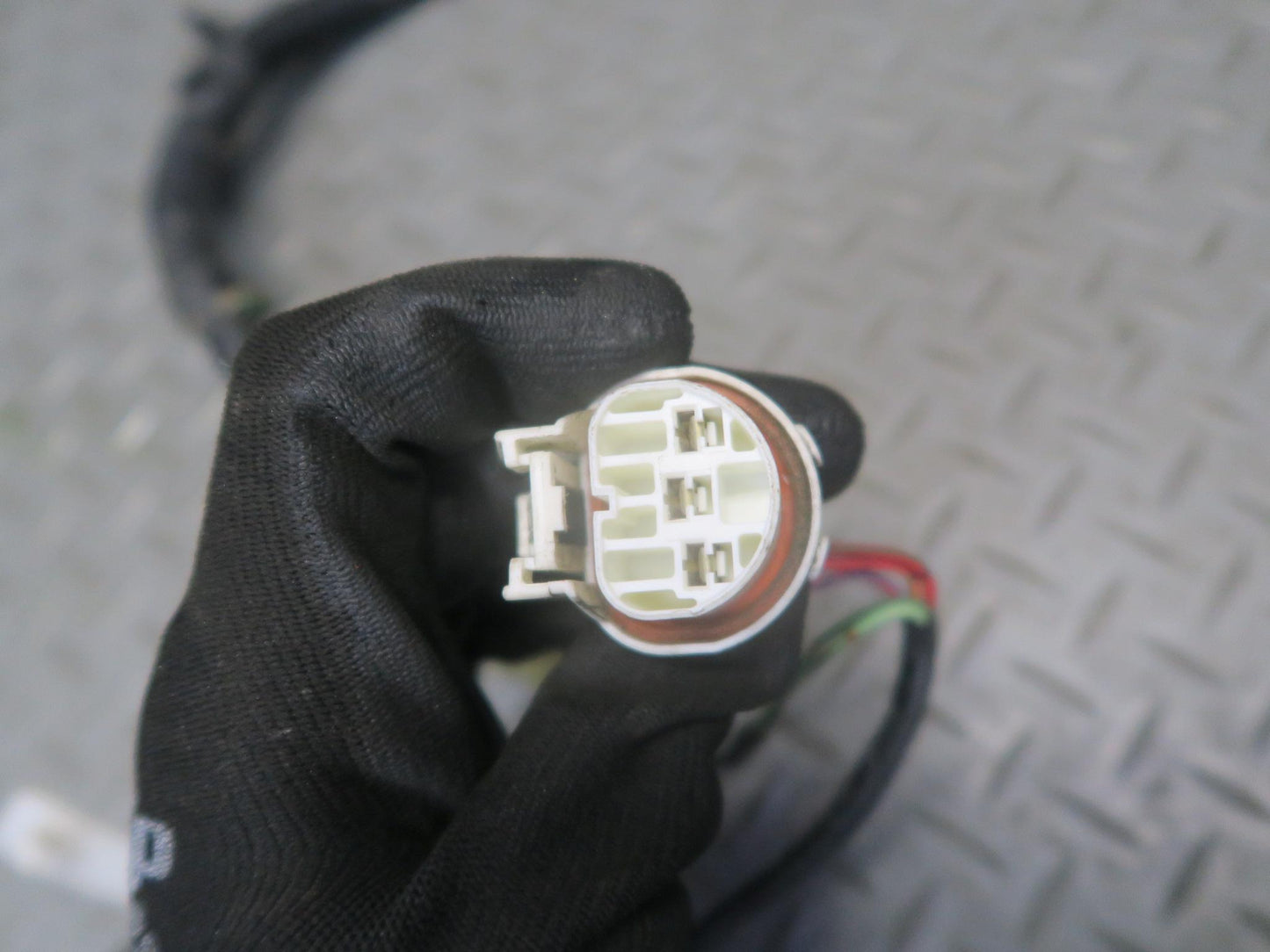 85-86 Toyota Cressida MX73 Sedan Underhood Wire Harness & Fuse Junction Box OEM
