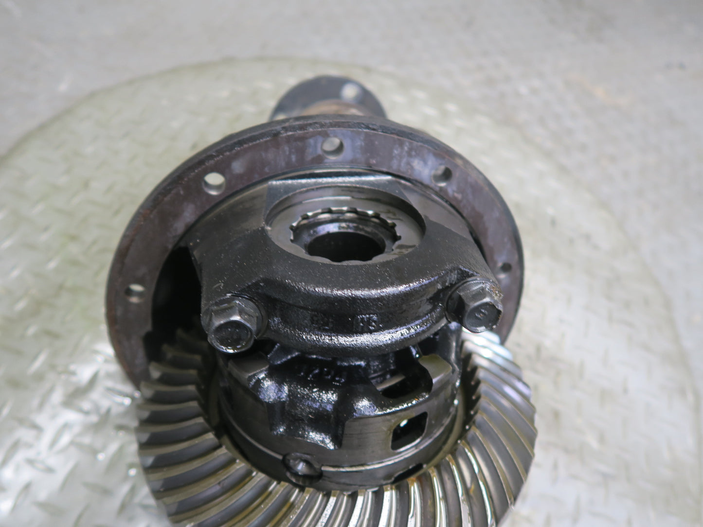 2010-2023 Lexus URJ150L GX460 4WD Rear Axle LSD Differential Carrier 3.91 Ratio