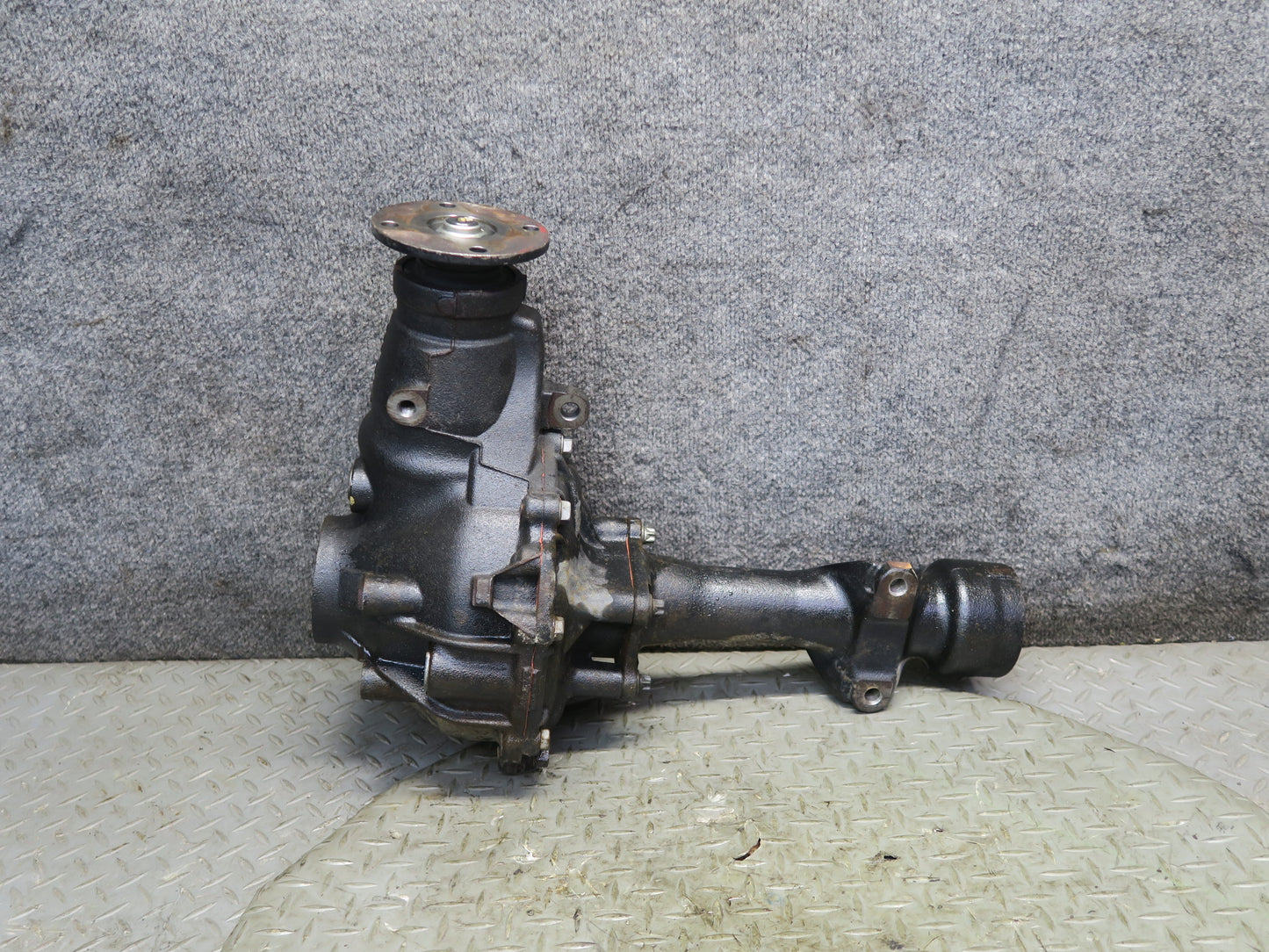 2010-2023 Lexus URJ150L GX460 4WD Front Axle Differential Carrier 3.91 Ratio