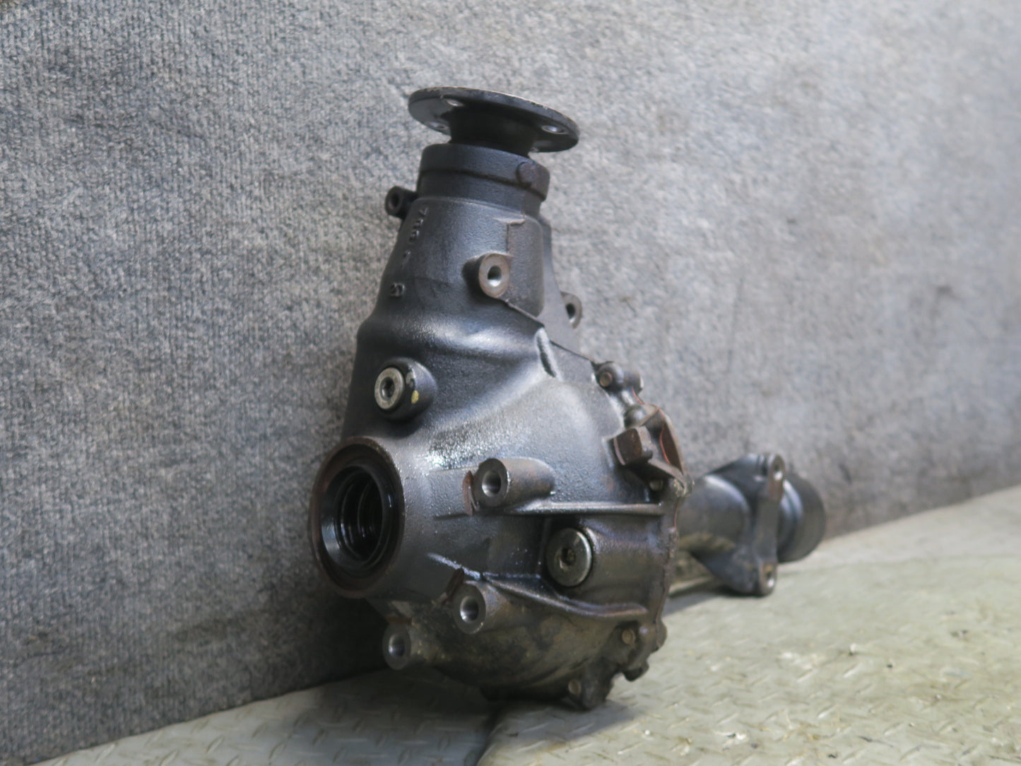 2010-2023 Lexus URJ150L GX460 4WD Front Axle Differential Carrier 3.91 Ratio