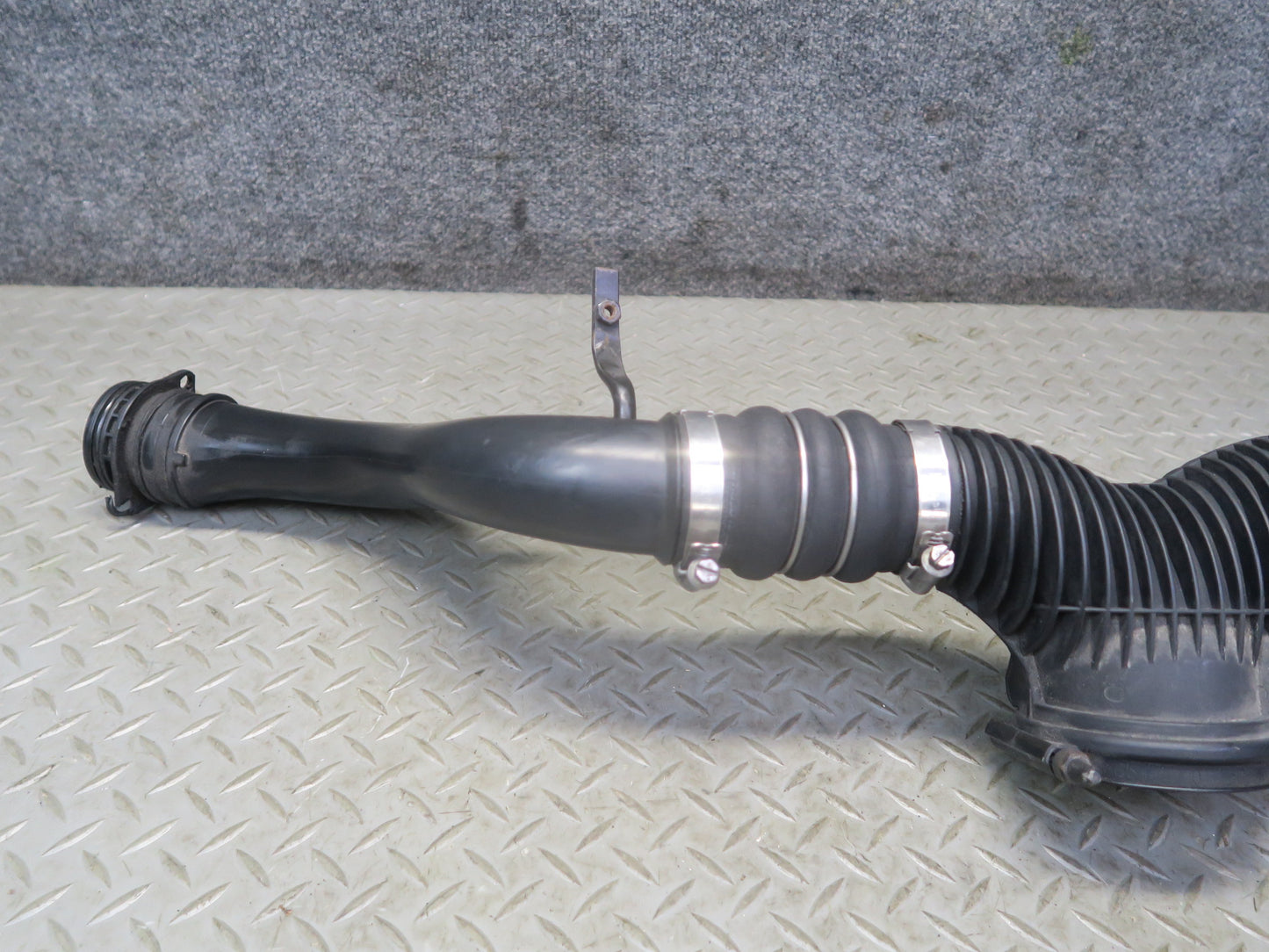 2011-2018 Porsche Cayenne 958 4.8L Turbo Intercooler Hose Pipe Line Sensor Set