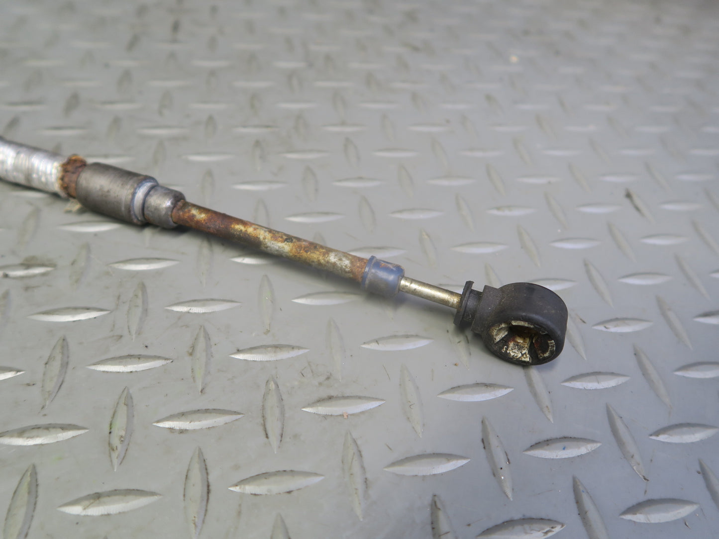 2008-2010 Porsche Cayenne 957 A/T Automatic Transmission Shifter w Cable