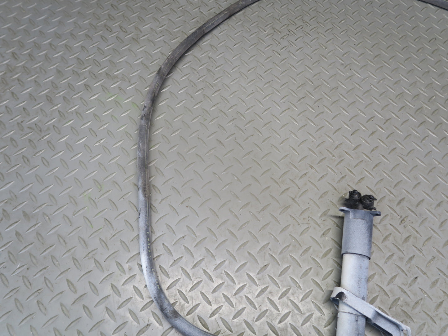2008-2010 Porsche Cayenne 957 Headlight Washer Nozzle Spray JET Hose Tube Set