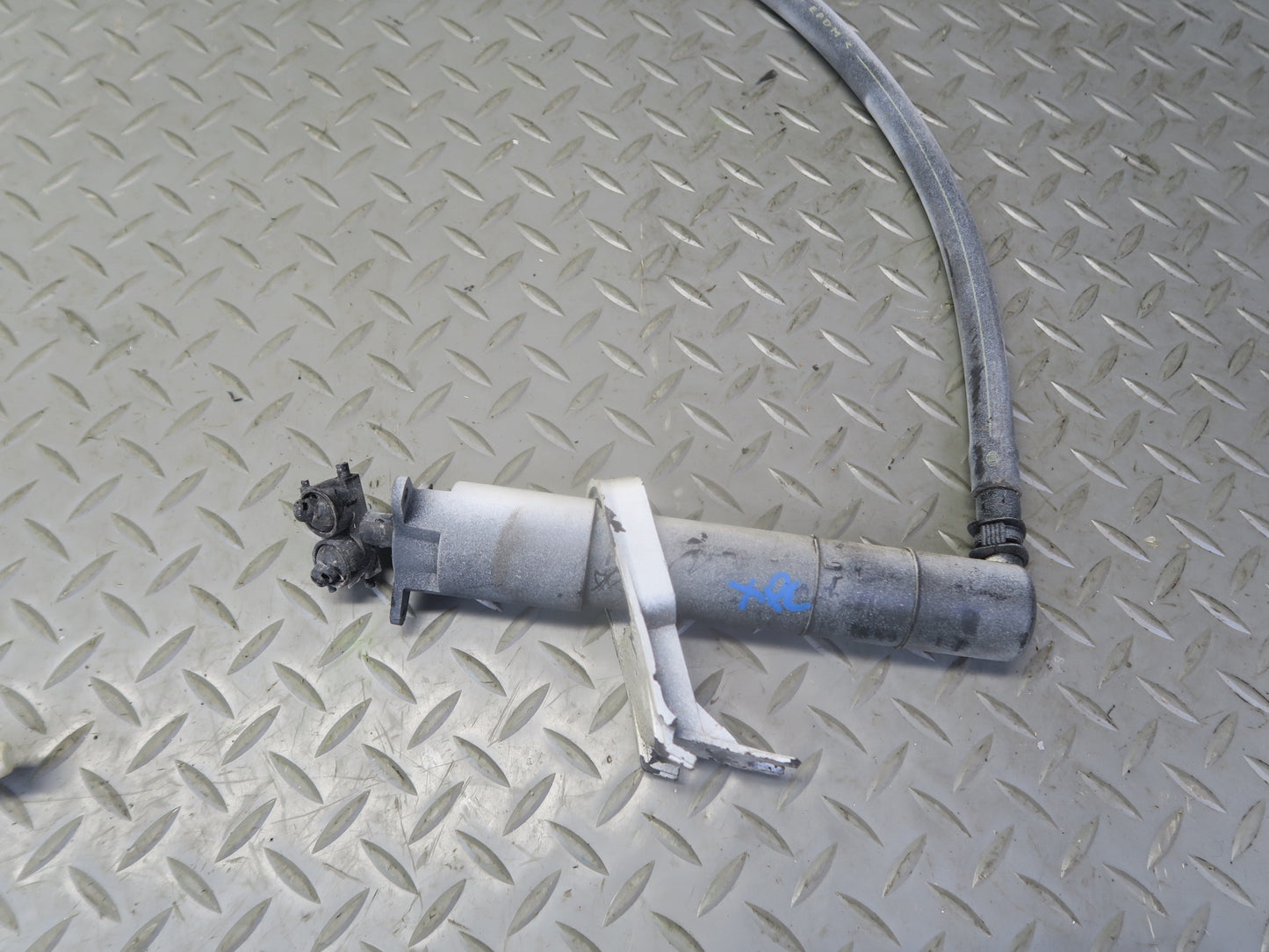 2008-2010 Porsche Cayenne 957 Headlight Washer Nozzle Spray JET Hose Tube Set