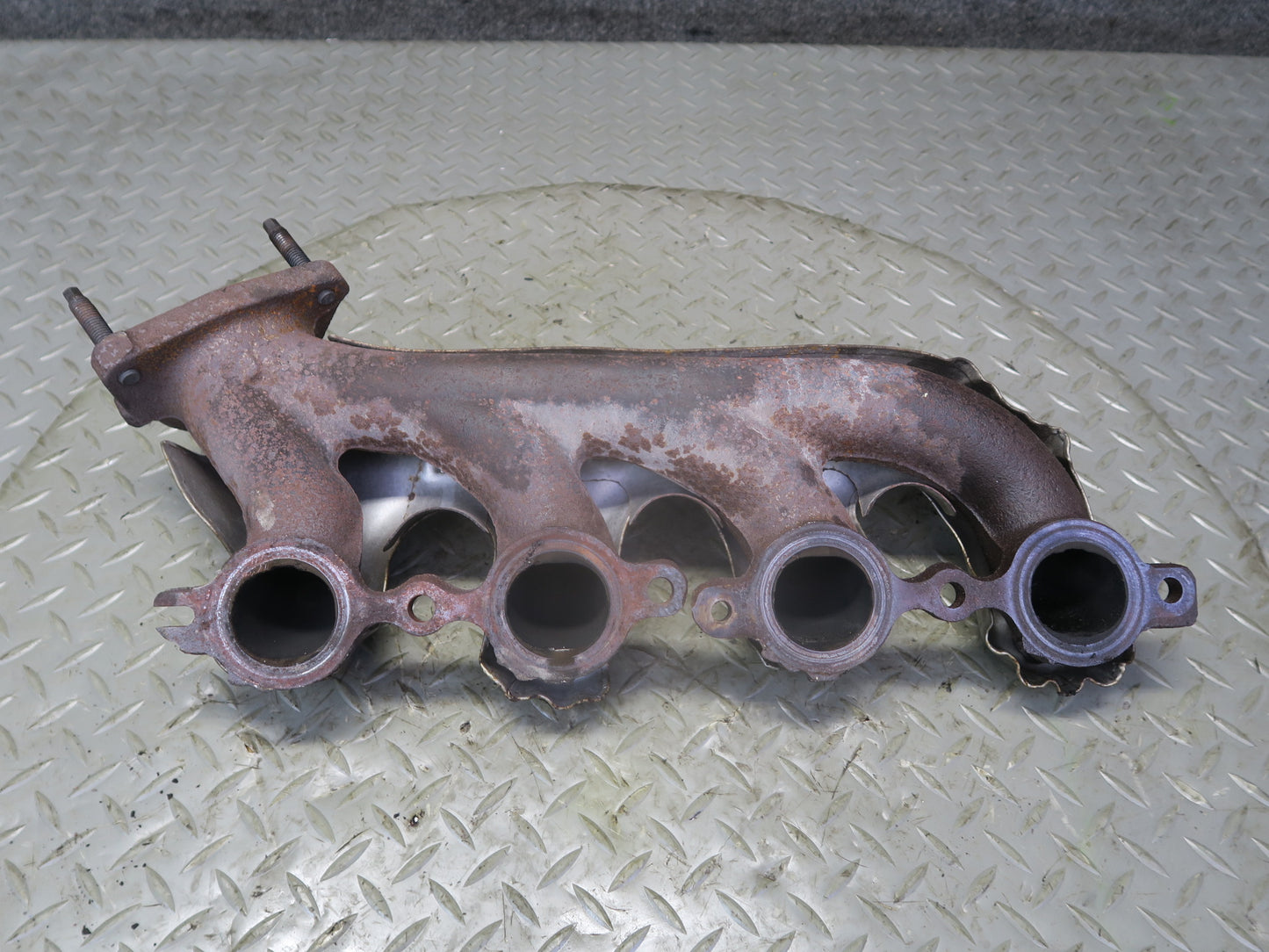 03-04 Chevrolet SSR V8 5.3L LM4 Left & Right Exhaust Manifold Header Set 49K OEM