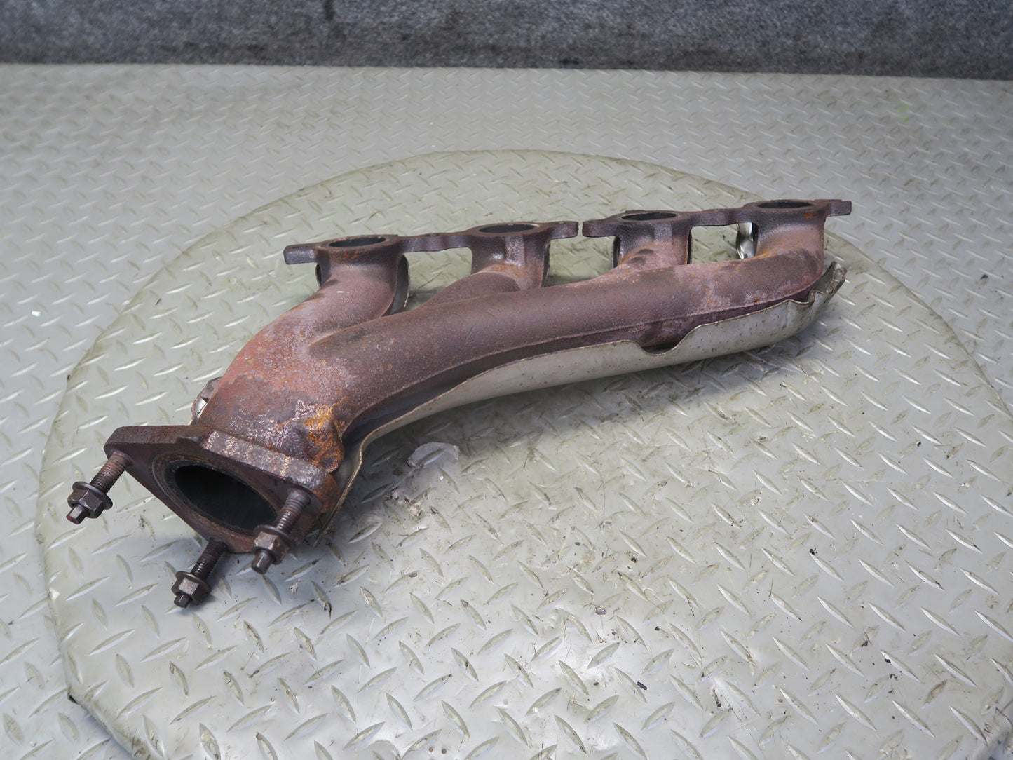 03-04 Chevrolet SSR V8 5.3L LM4 Left & Right Exhaust Manifold Header Set 49K OEM