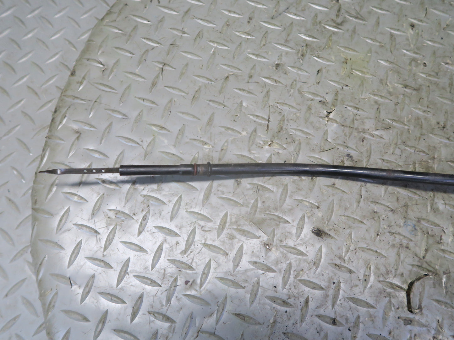 03-06 Chevrolet SSR Engine Oil Dipstick w Tube OEM
