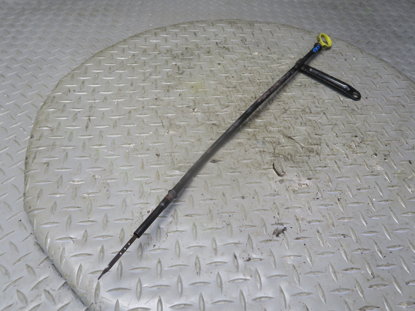 03-06 Chevrolet SSR Engine Oil Dipstick w Tube OEM