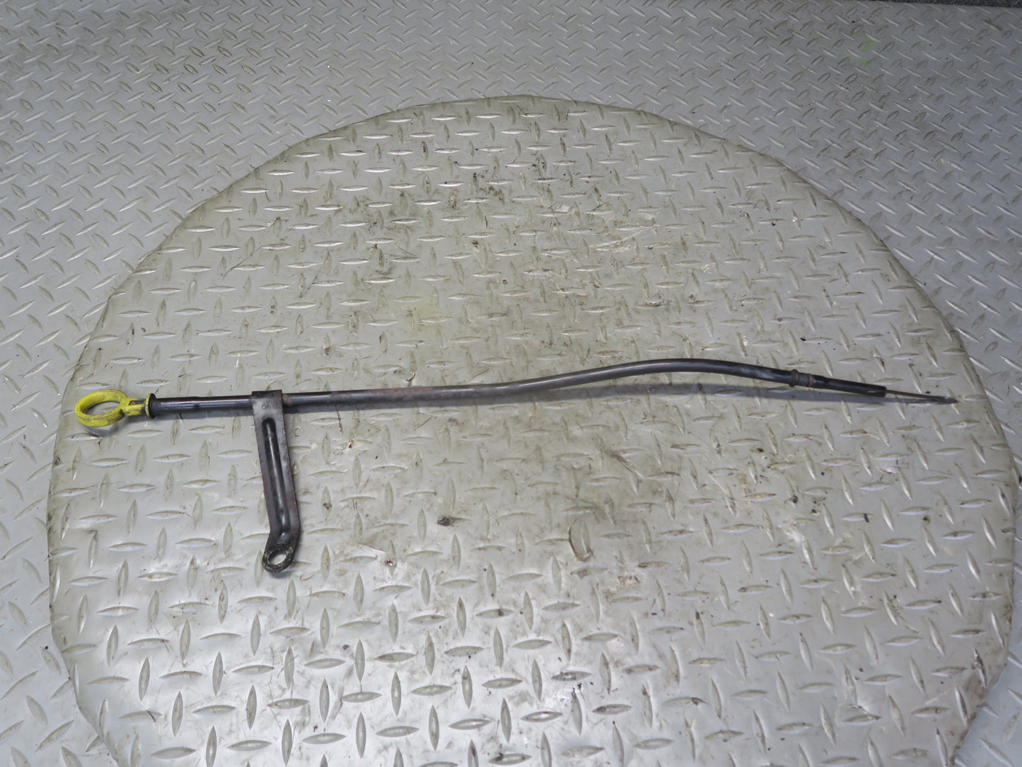 03-06 Chevrolet SSR Engine Oil Dipstick w Tube OEM