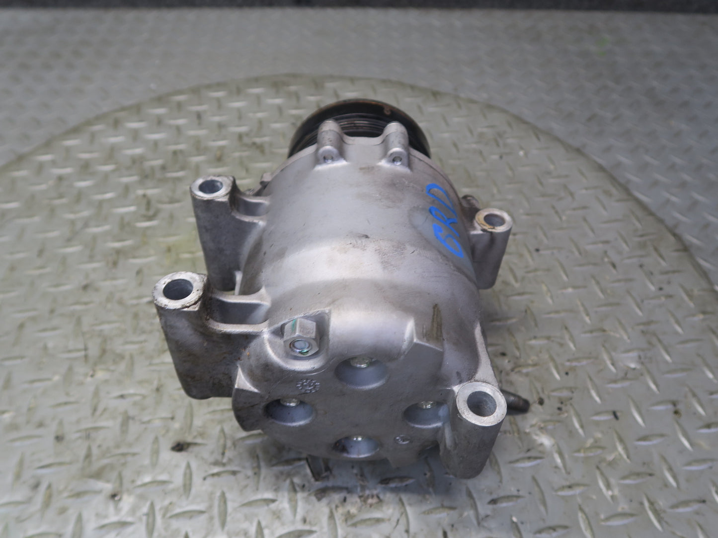 03-04 Chevrolet SSR V8 5.3L A/C Air Condition Compressor Delta Parts