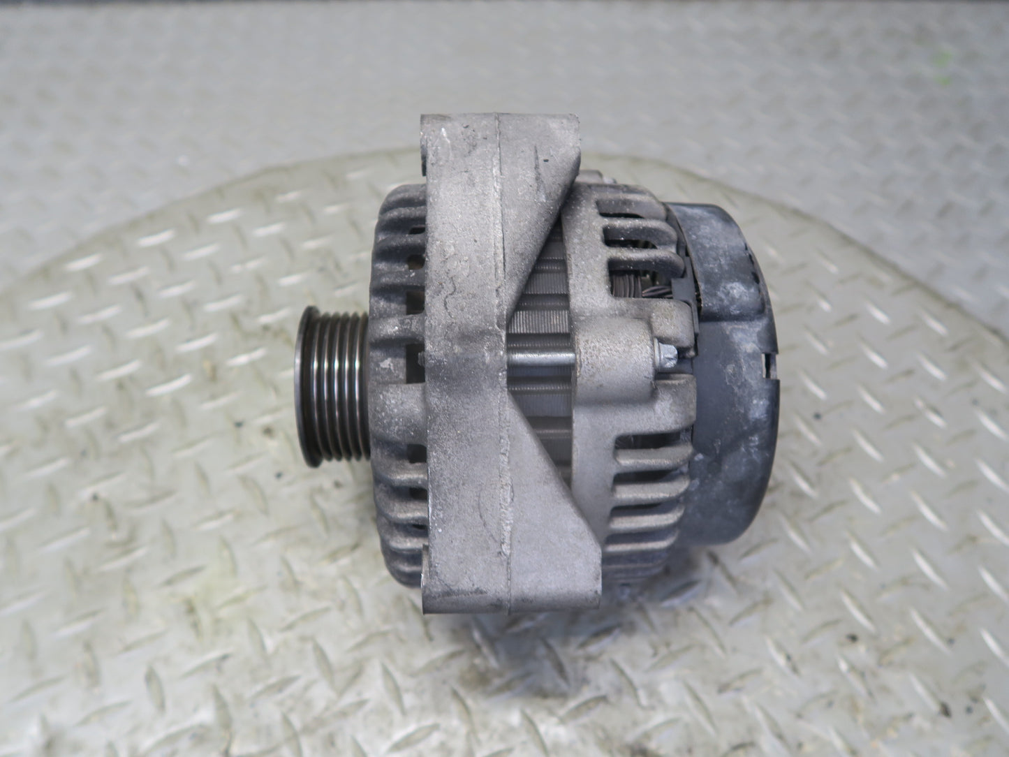03-04 Chevrolet SSR V8 5.3L Engine Alternator Generator 49K Miles OEM