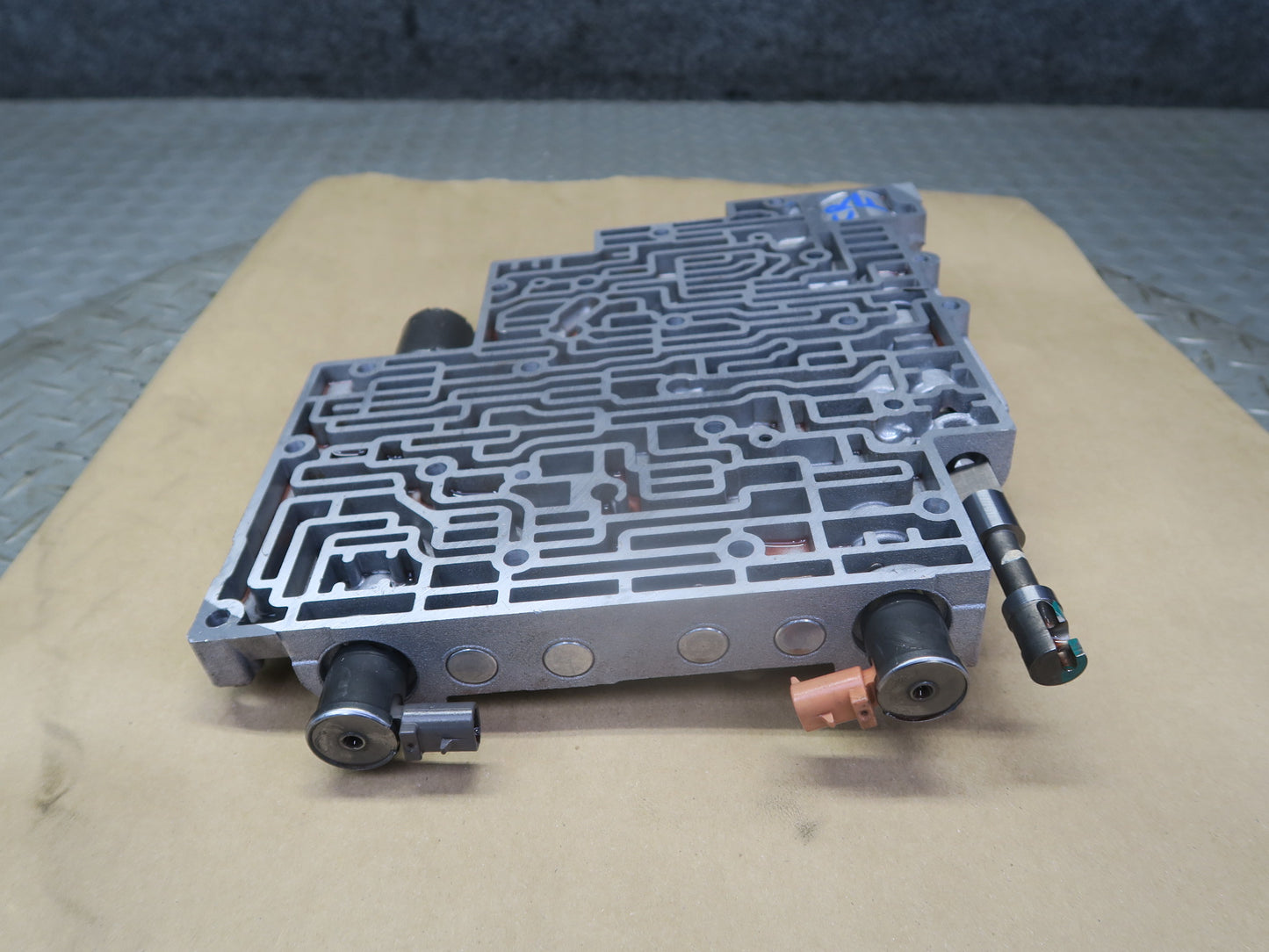 03-04 Chevrolet SSR 4L60E Automatic Transmission Valve Body Mechatronic 51K OEM