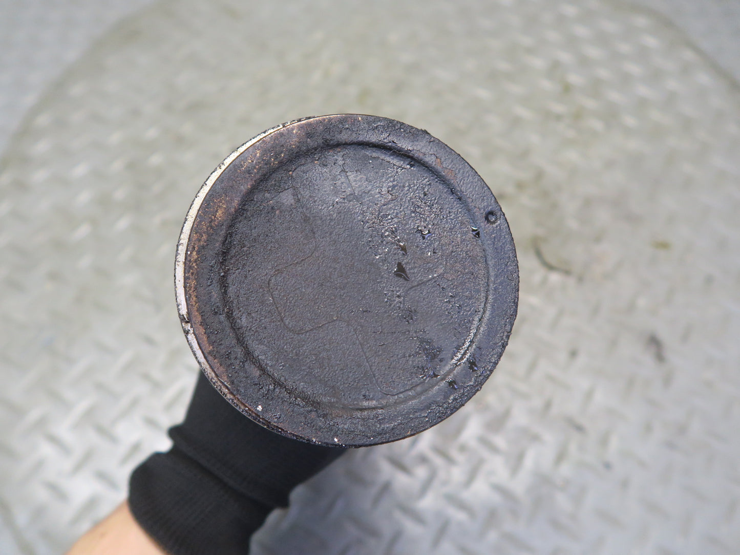 03-04 Chevrolet SSR 5.3L Set of 8 Engine Piston w Connecting Rod 49K Miles OEM