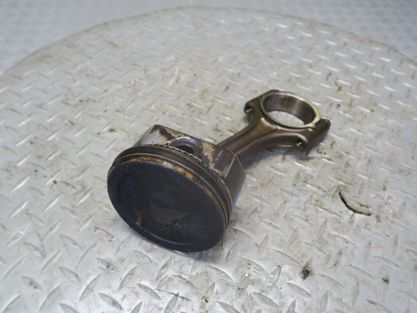 03-04 Chevrolet SSR 5.3L Set of 8 Engine Piston w Connecting Rod 49K Miles OEM