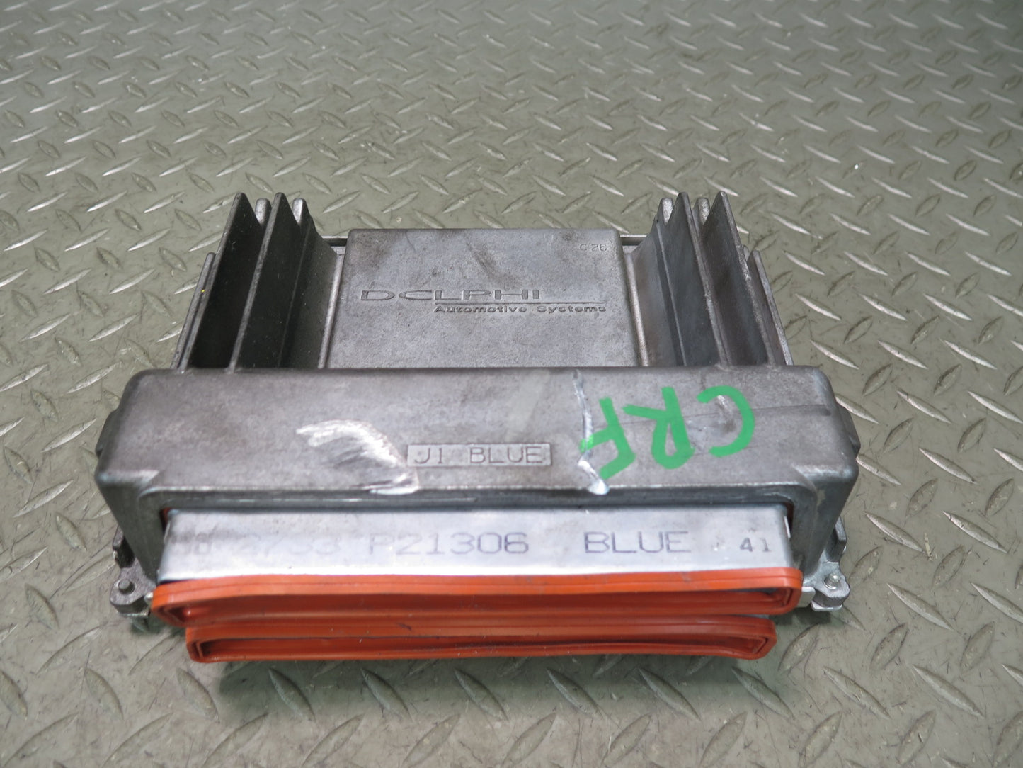 03-04 Chevrolet SSR 5.3L ECM ECU Engine Control Unit Module 12586242 OEM