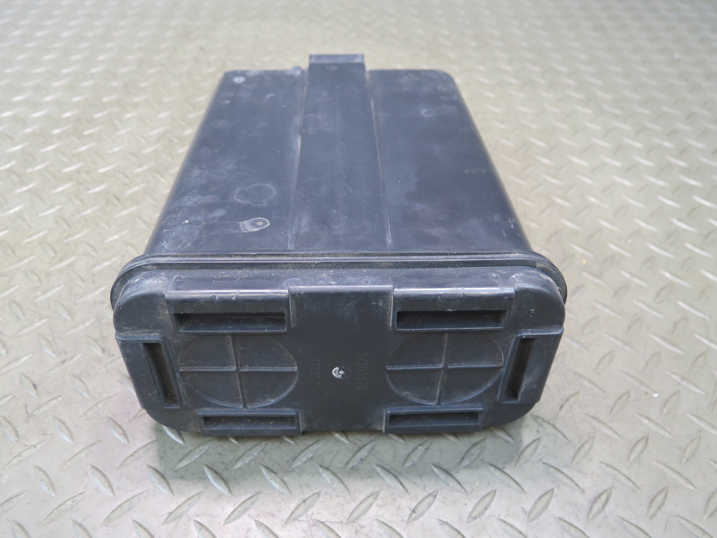 03-04 Chevrolet SSR Fuel Vapor Charcoal Canister 17201175 OEM