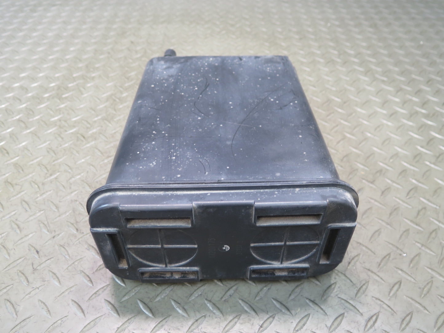 03-04 Chevrolet SSR Fuel Vapor Charcoal Canister 17201175 OEM